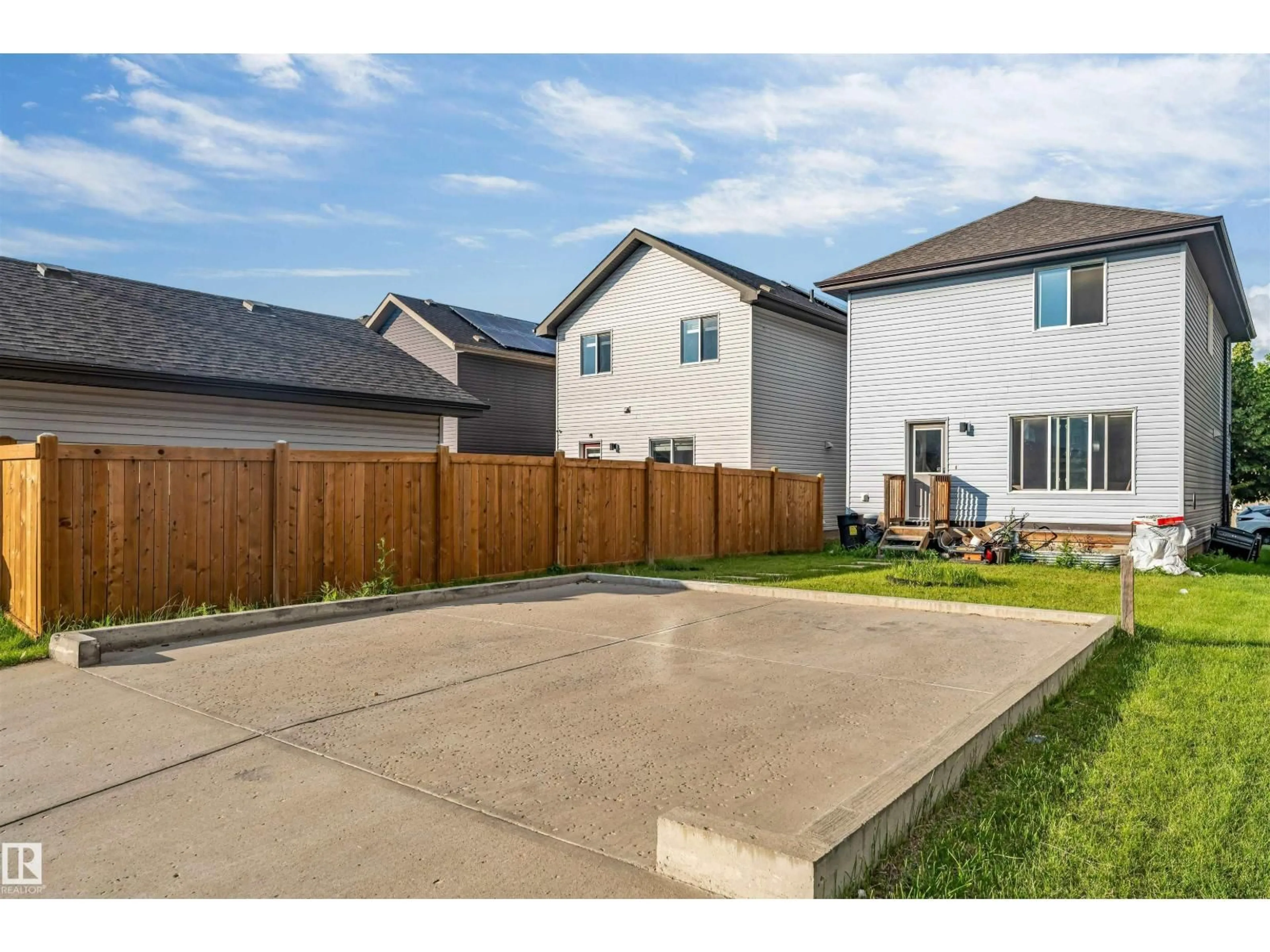 Unknown for 2040 24 ST, Edmonton Alberta T6T0Y8