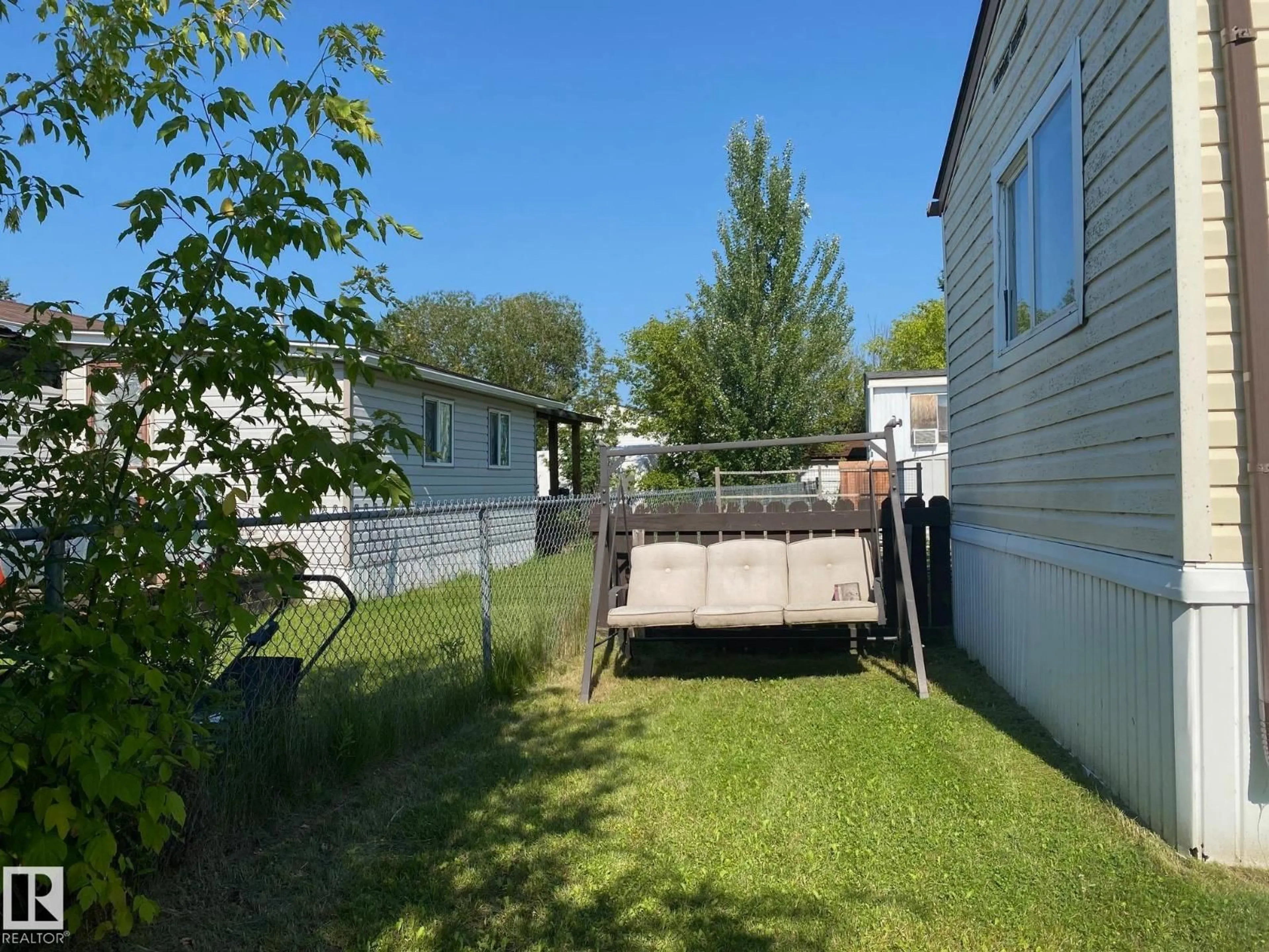 Unknown for 042 - 4819 51 AV, Millet Alberta T0C1Z0