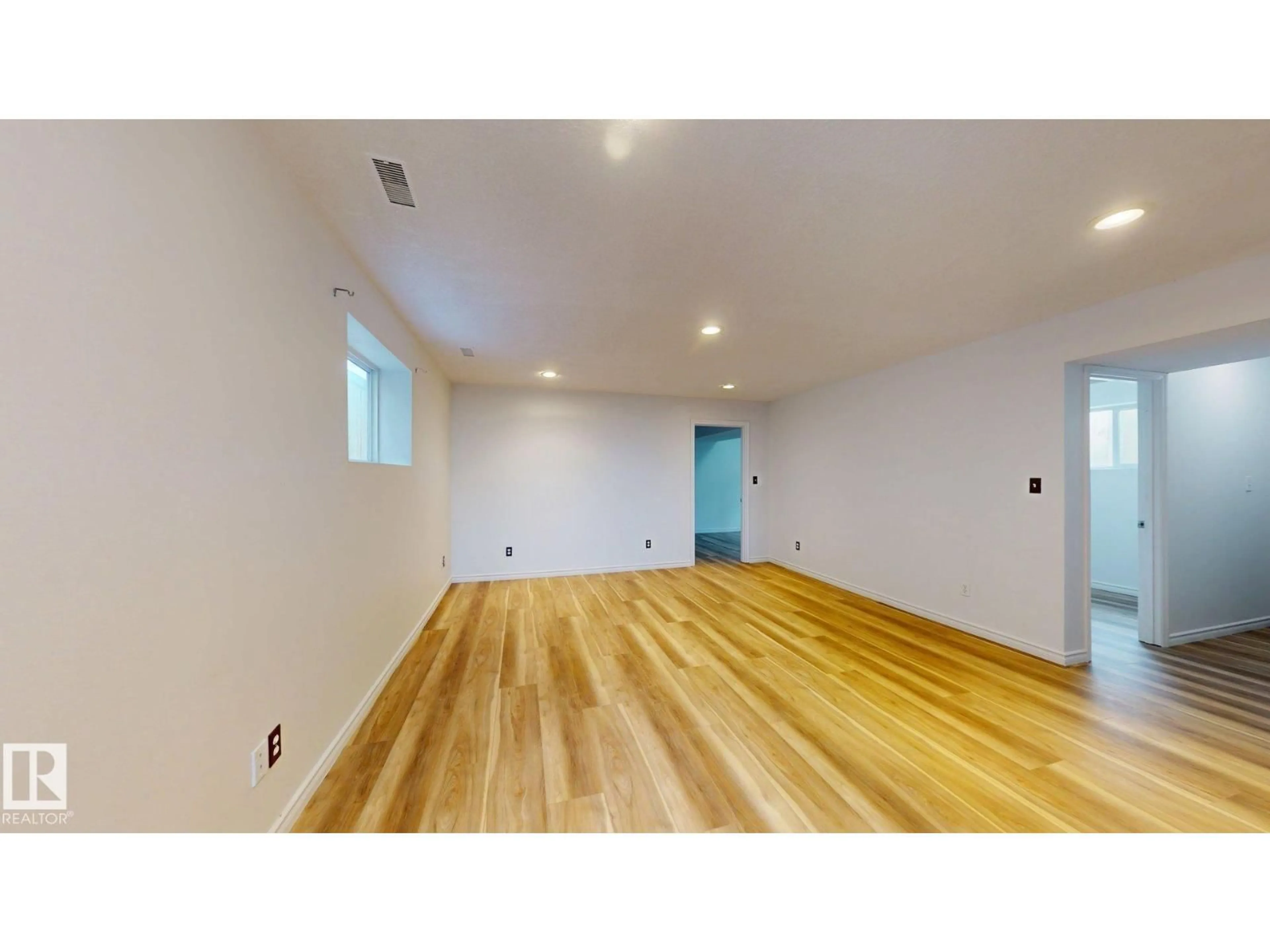 A pic of a room for 2426 33A ST, Edmonton Alberta T6T1Y4