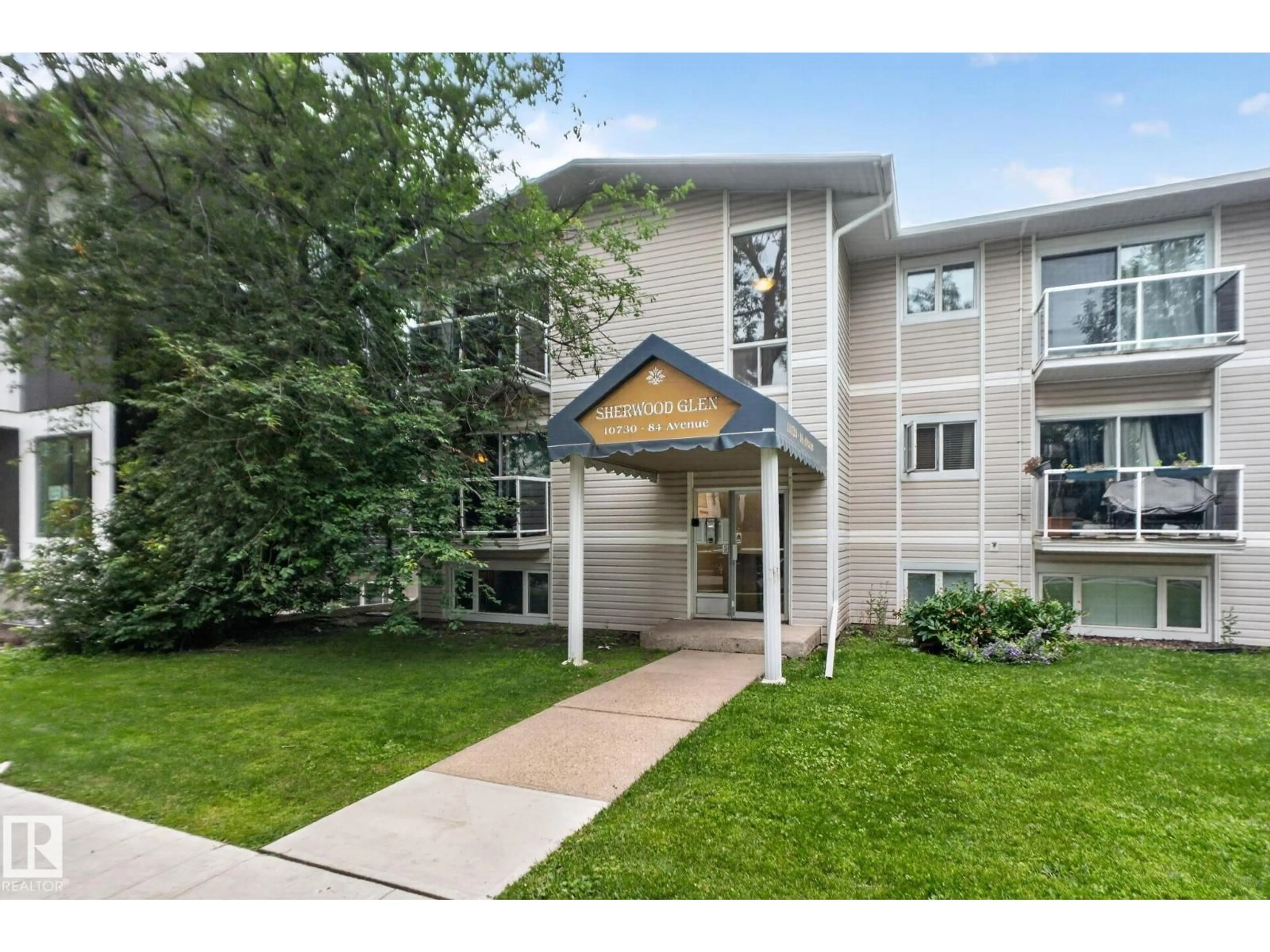 Unknown for #9 - 10730 84 AV, Edmonton Alberta T6E2H9