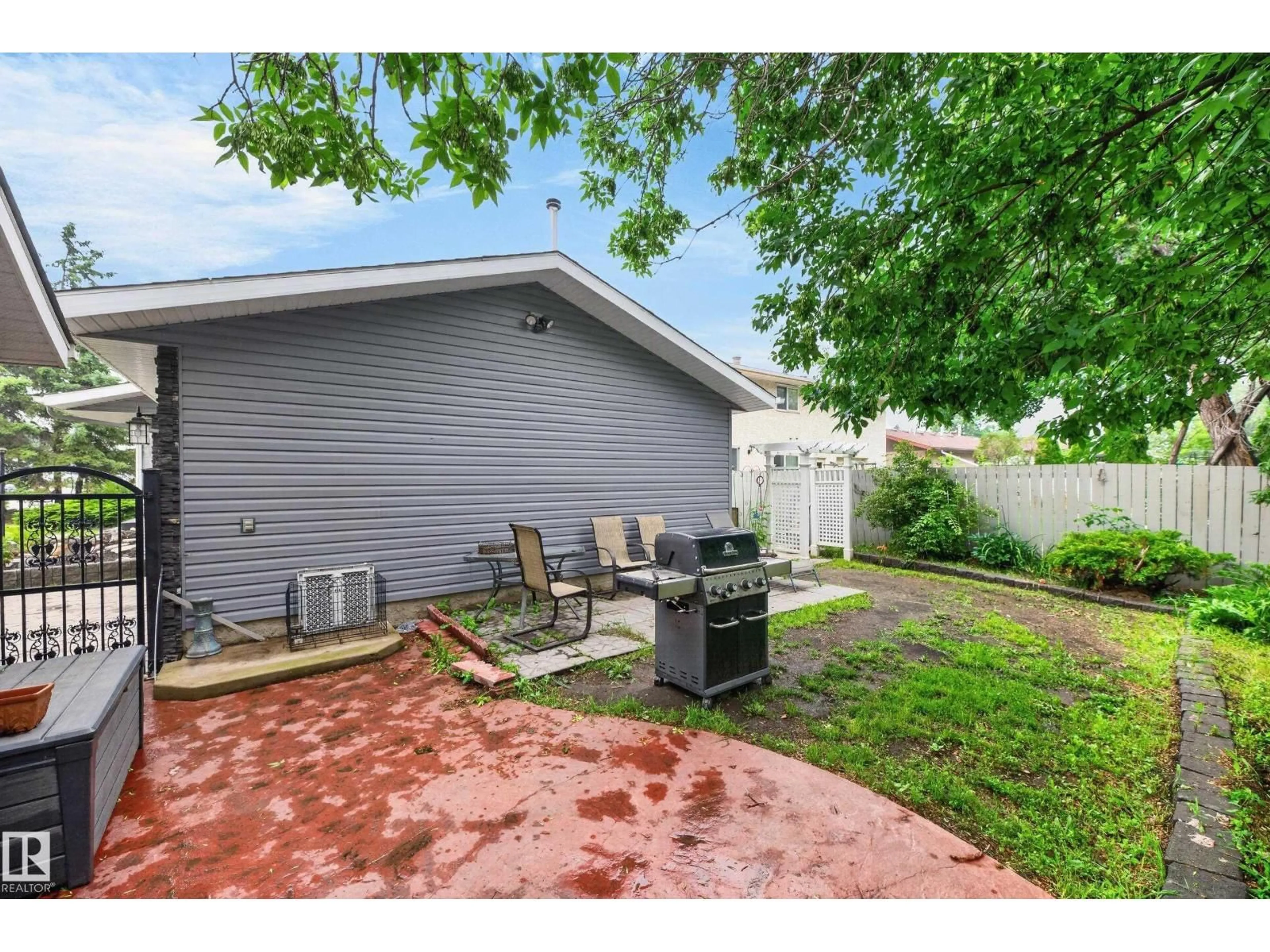 Patio, street for 13204 47 ST, Edmonton Alberta T5A3P6