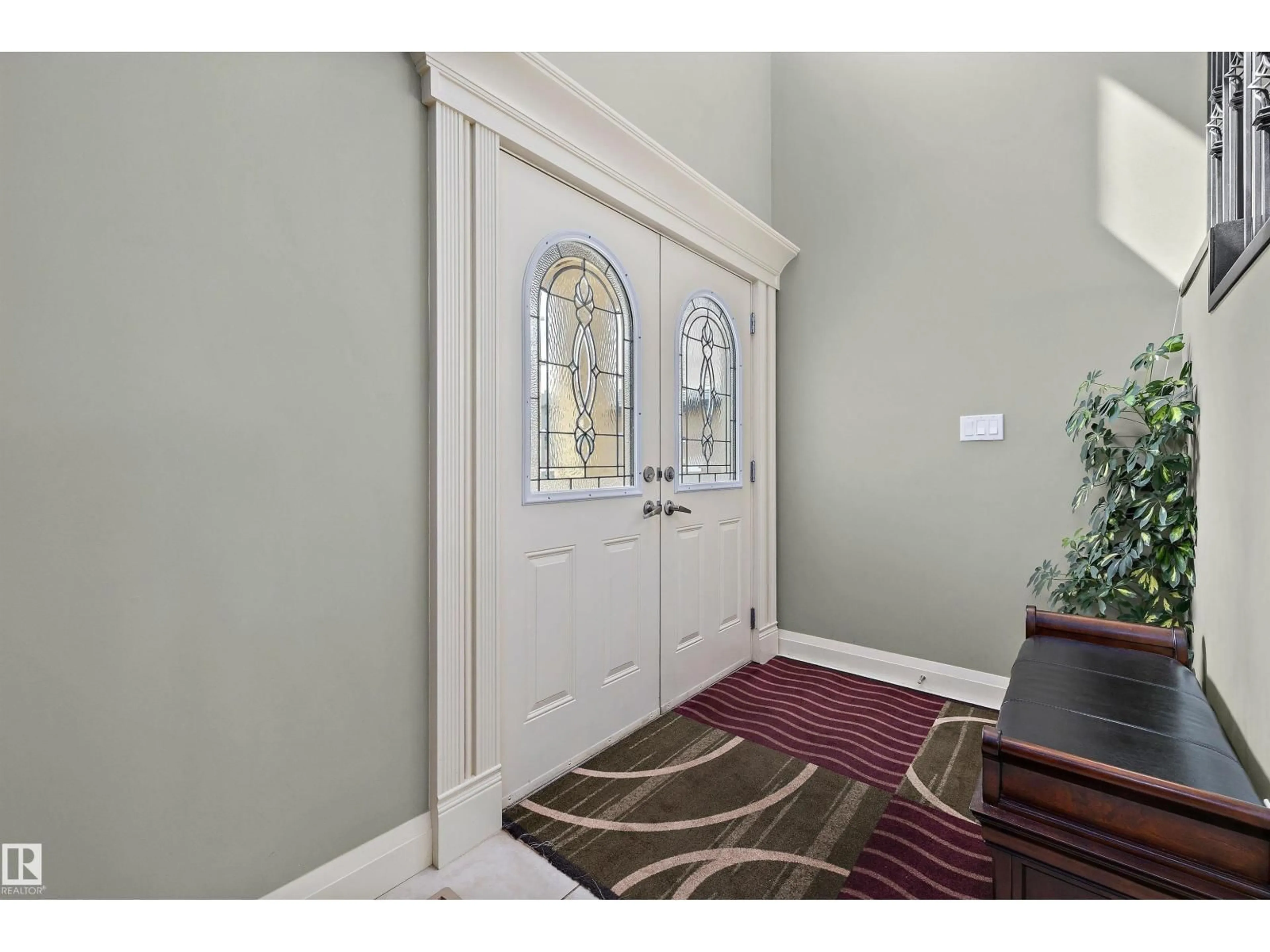 Indoor entryway for 13504 163 AV, Edmonton Alberta T6V0G3