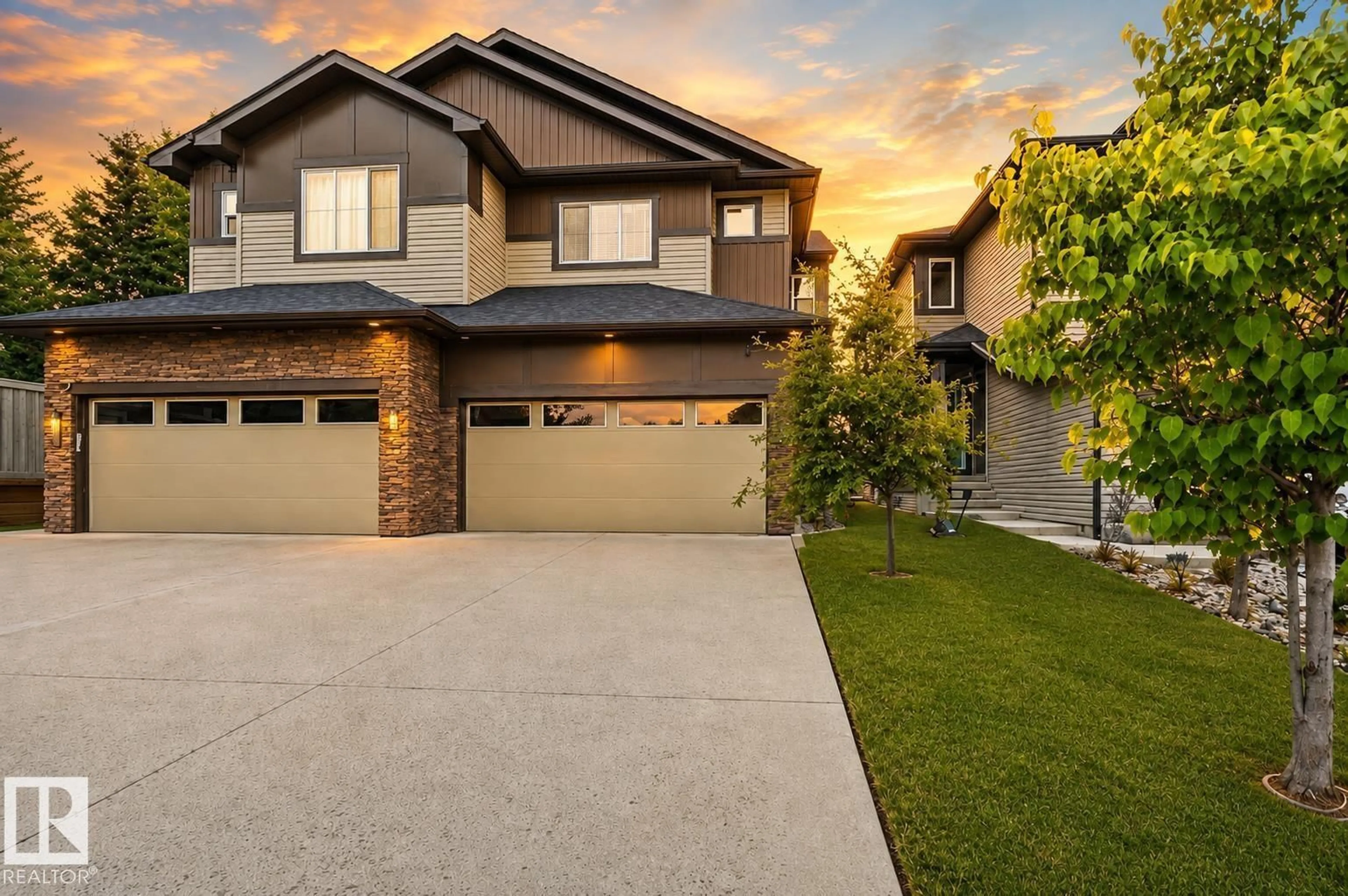 Home with brick exterior material, street for 7258 CHIVERS PL, Edmonton Alberta T6W4L4