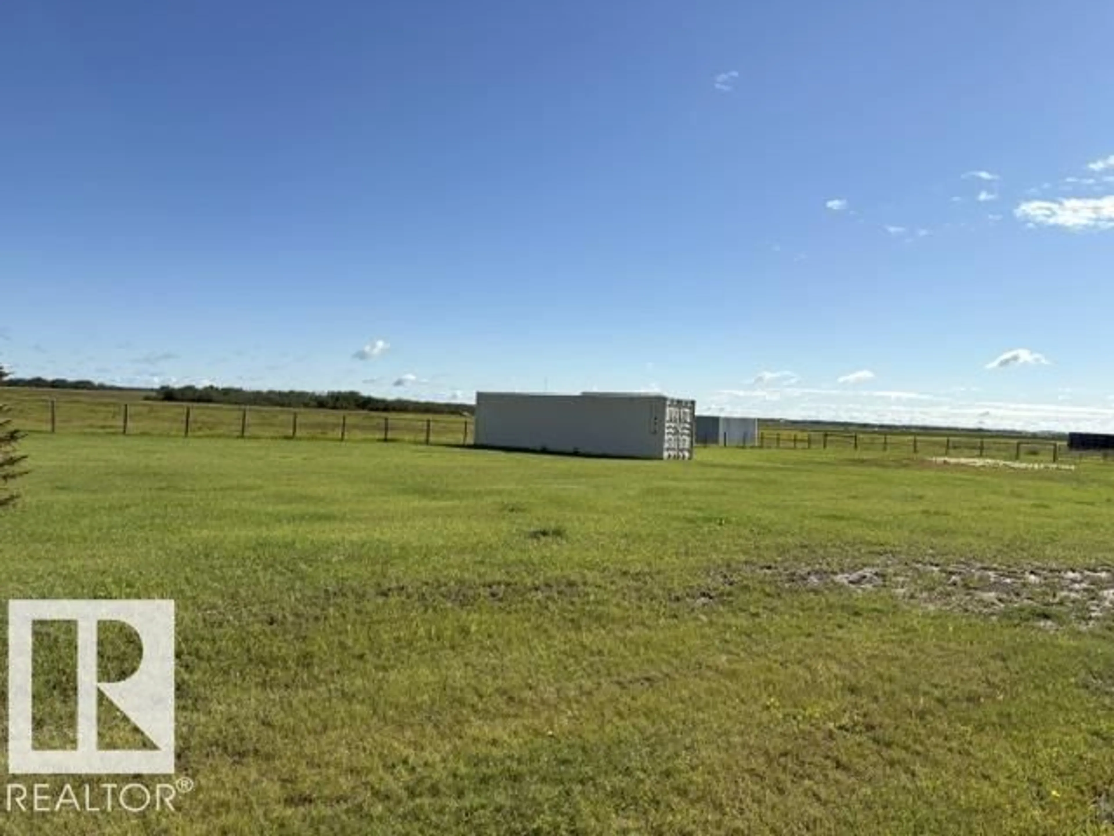 Shed for 531061 RR183, Rural Lamont County Alberta T0B3H0