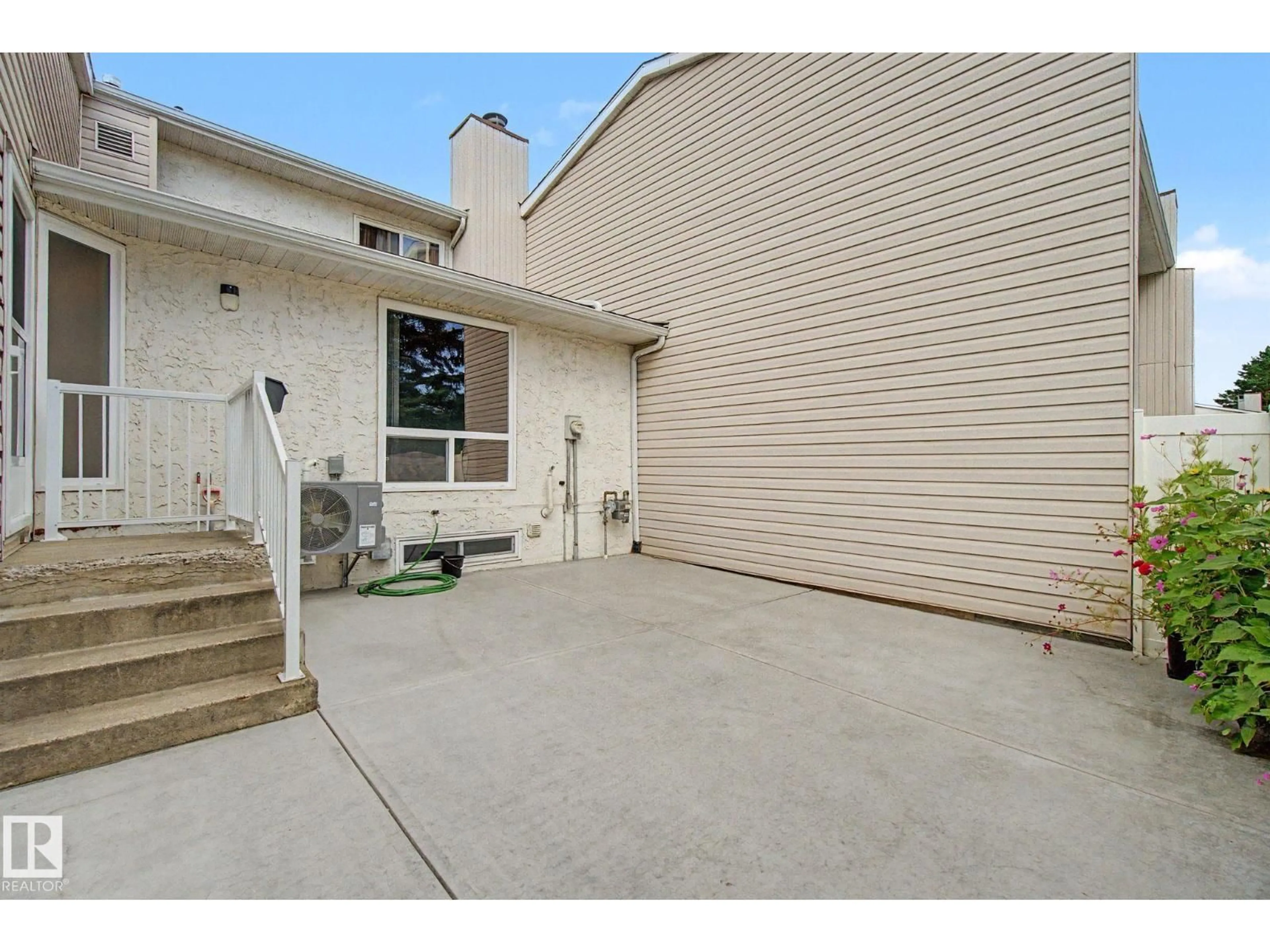 Unknown for NW - 14541 121 ST, Edmonton Alberta T5X2S2