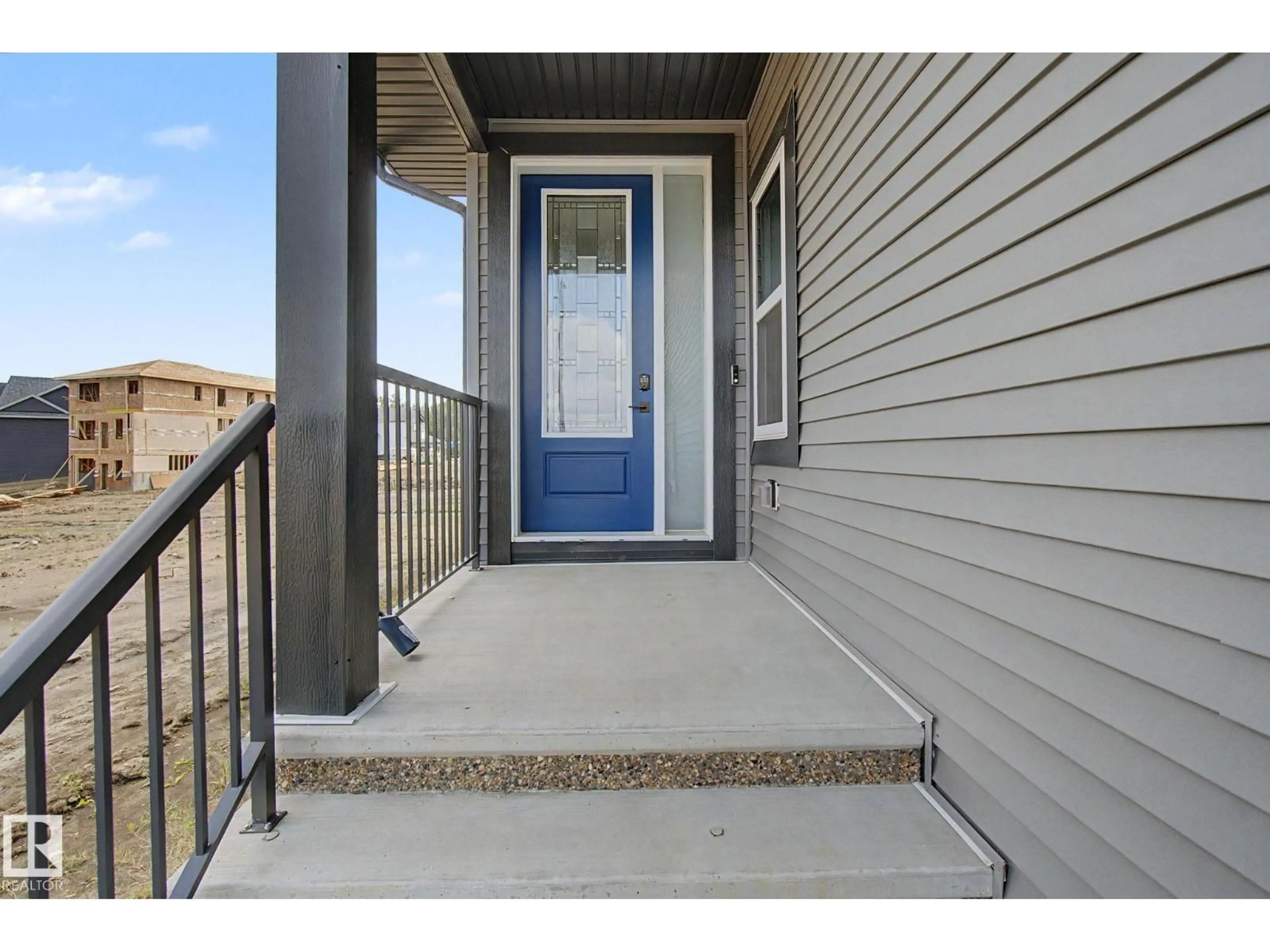 Indoor entryway for 11 PIERWYCK LO, Spruce Grove Alberta T7X3H1