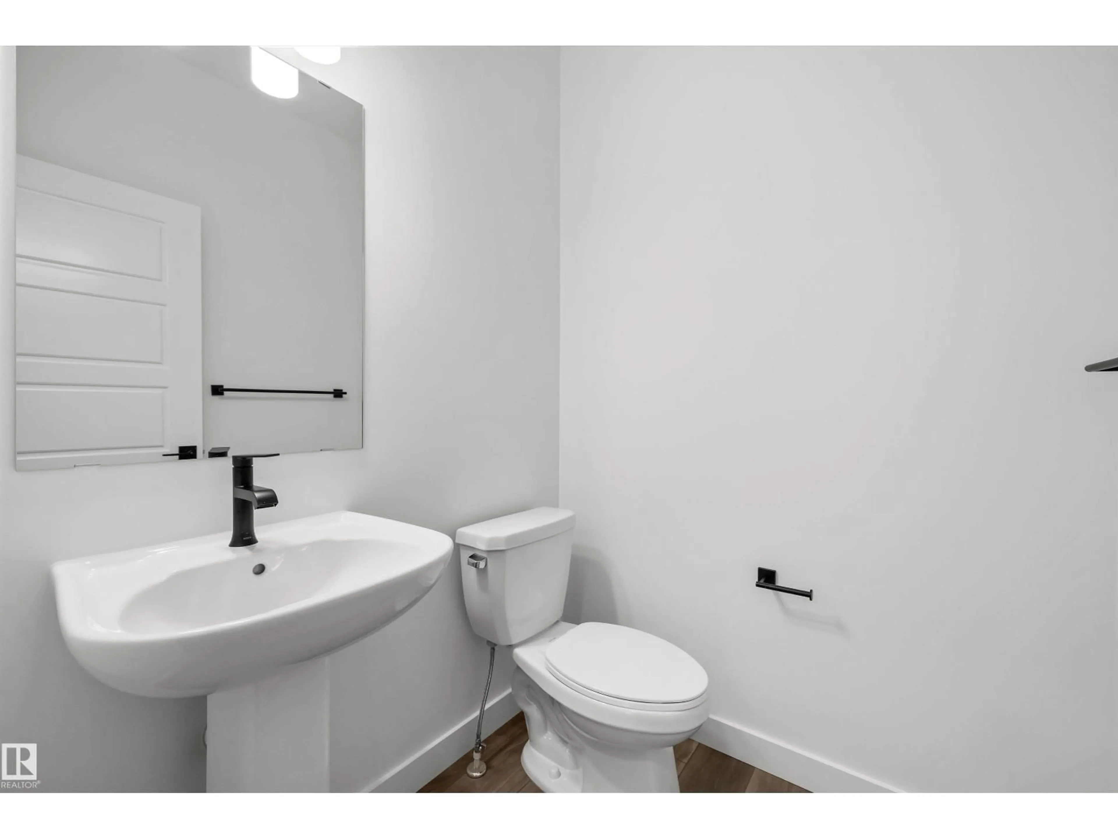 A pic of a room for 2035 CALLIHOO LI, Edmonton Alberta T6W4W4