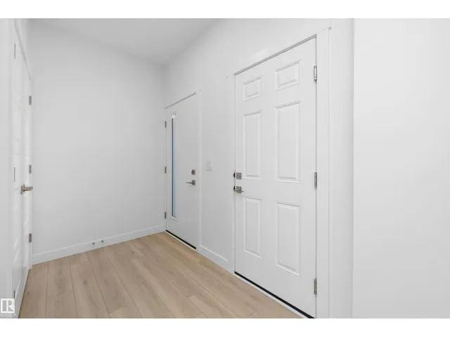 18923 28 AV, Edmonton 2
