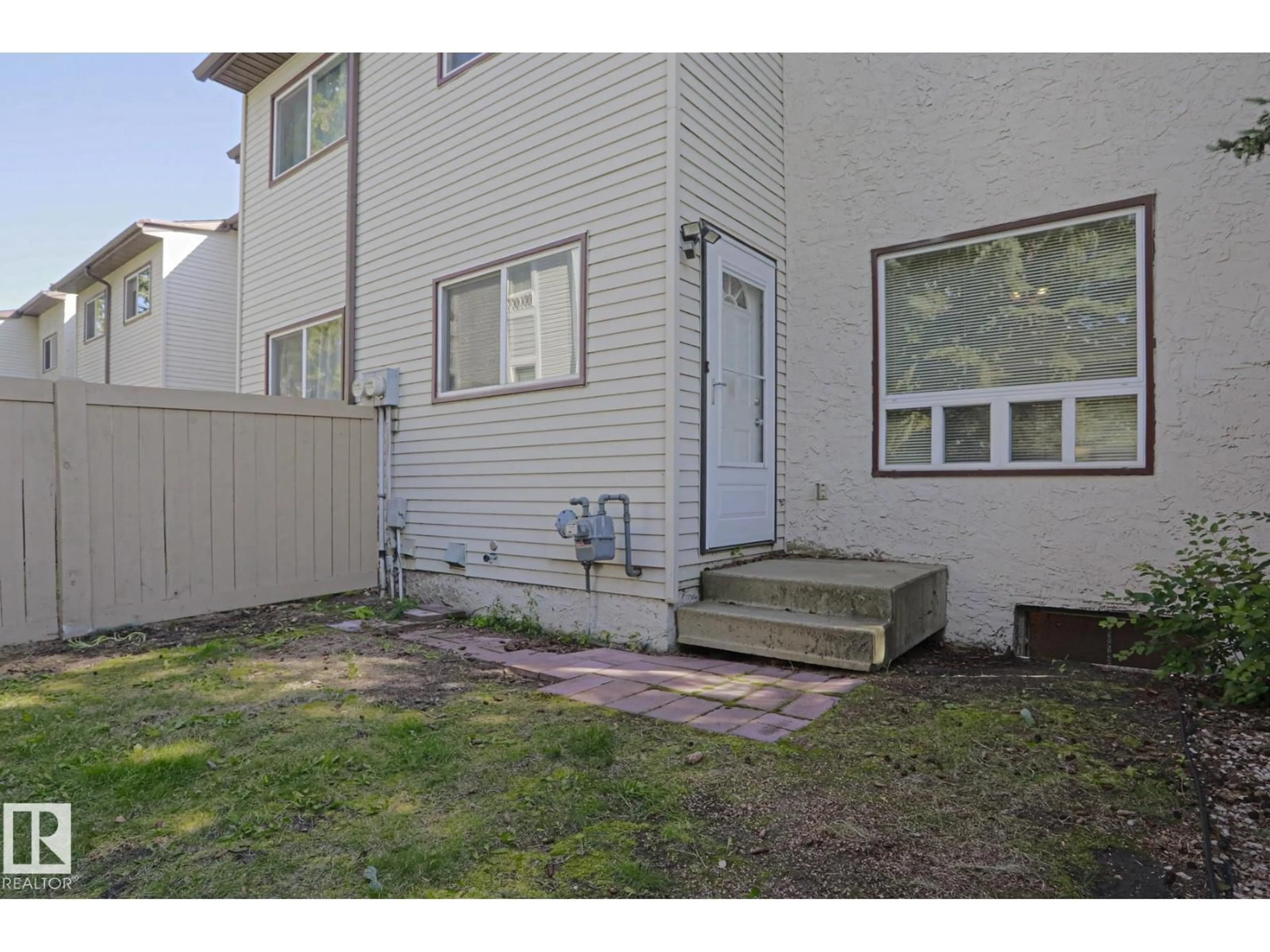 Patio, street for #45 - 1651 46 ST, Edmonton Alberta T6L5H2