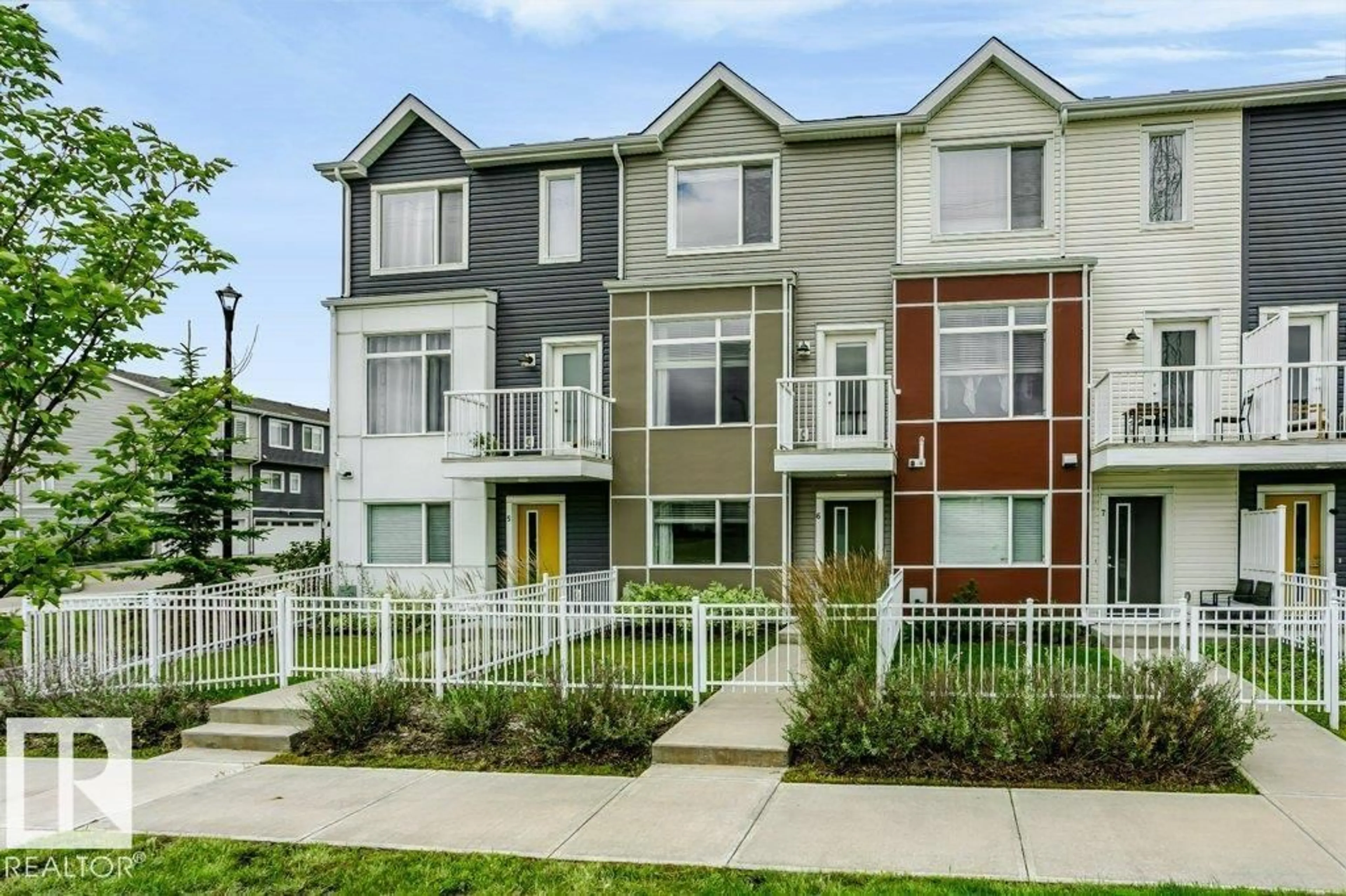 Home with vinyl exterior material, street for #6 - 215 SADDLEBACK RD, Edmonton Alberta T6J5T6