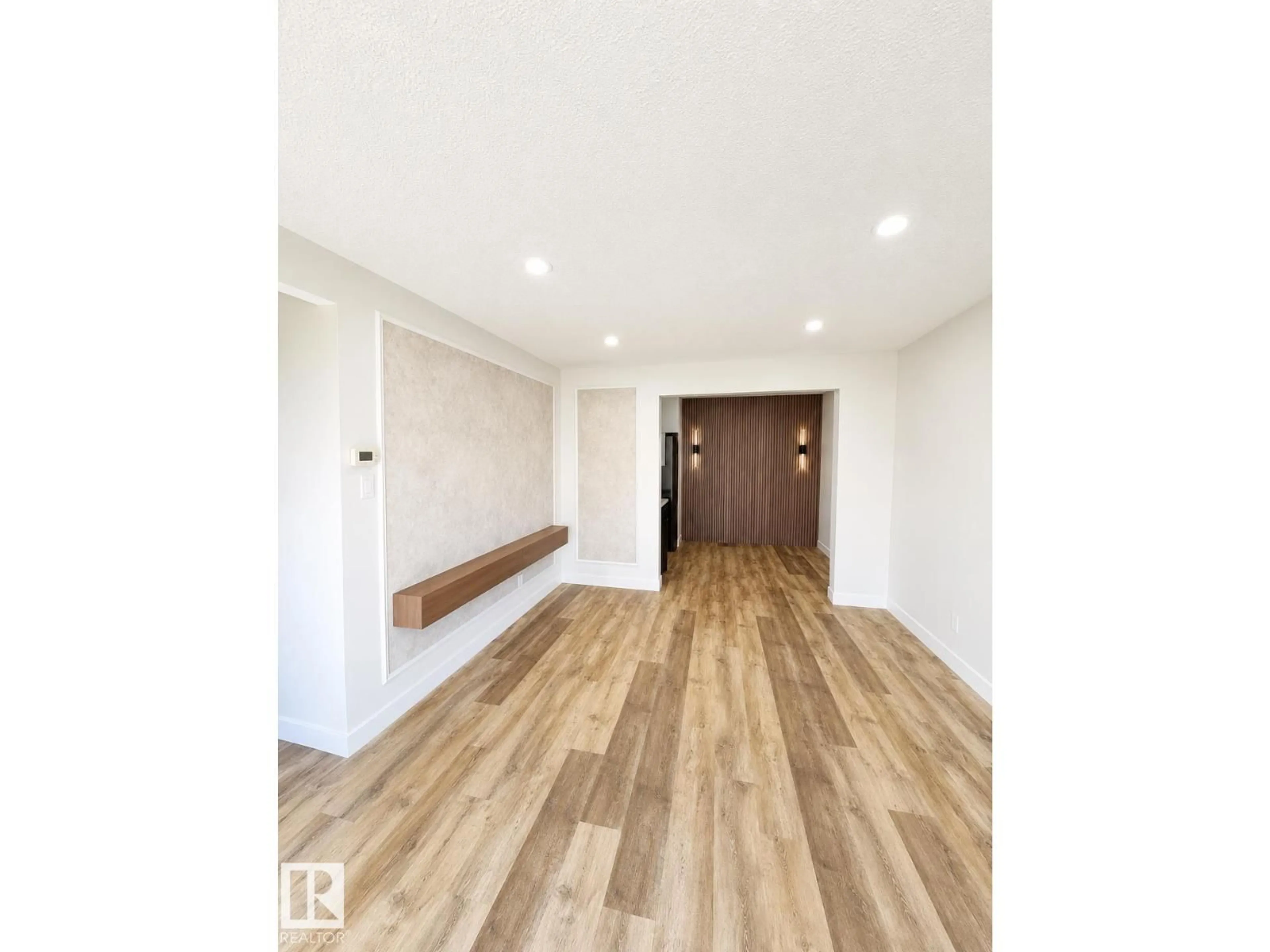 Unknown for NW - 224 CALLINGWOOD TWO TW, Edmonton Alberta T5T1A3