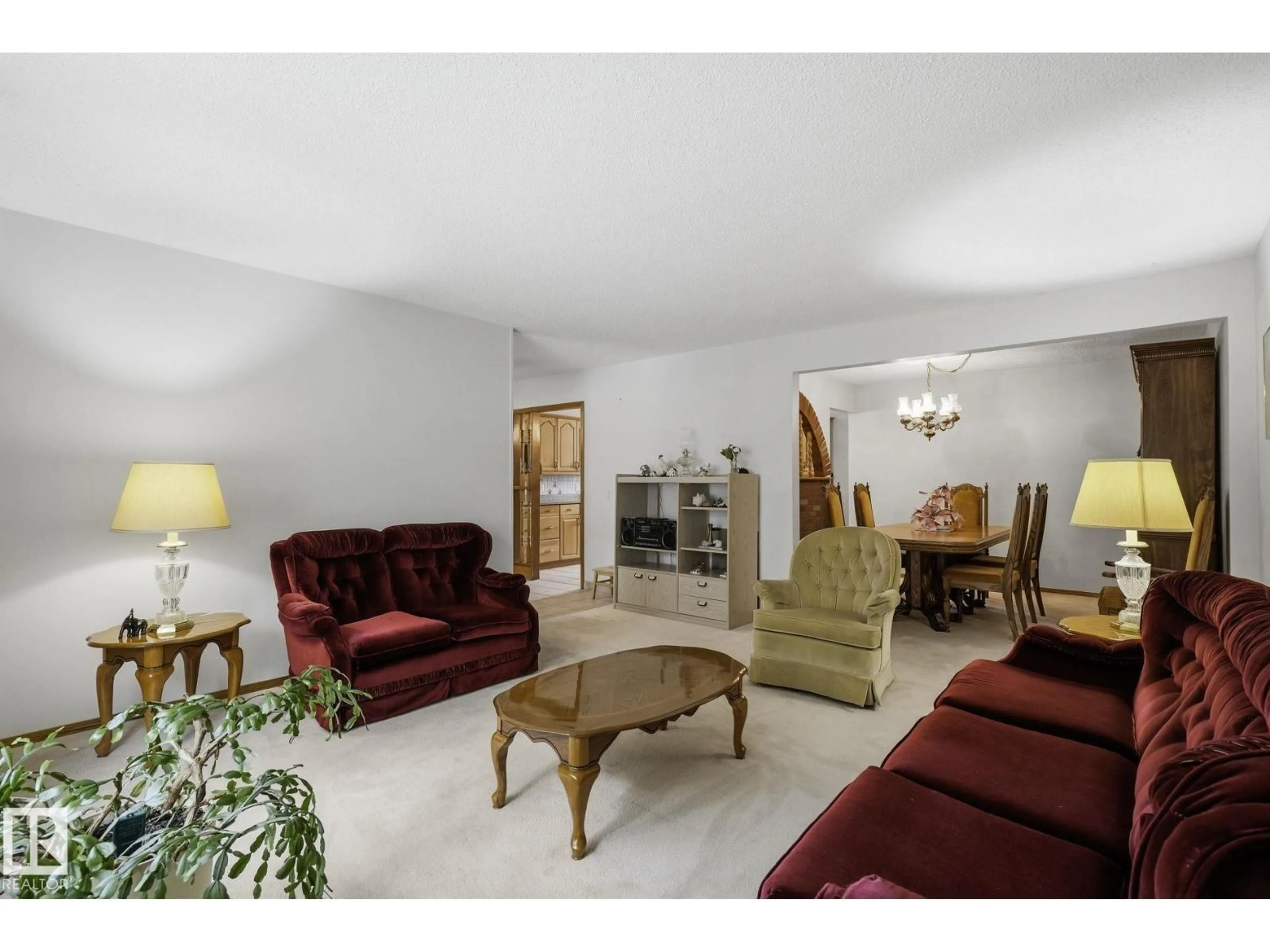 Living room with furniture, unknown for 7 GRAHAM AV, St. Albert Alberta T8N1T4