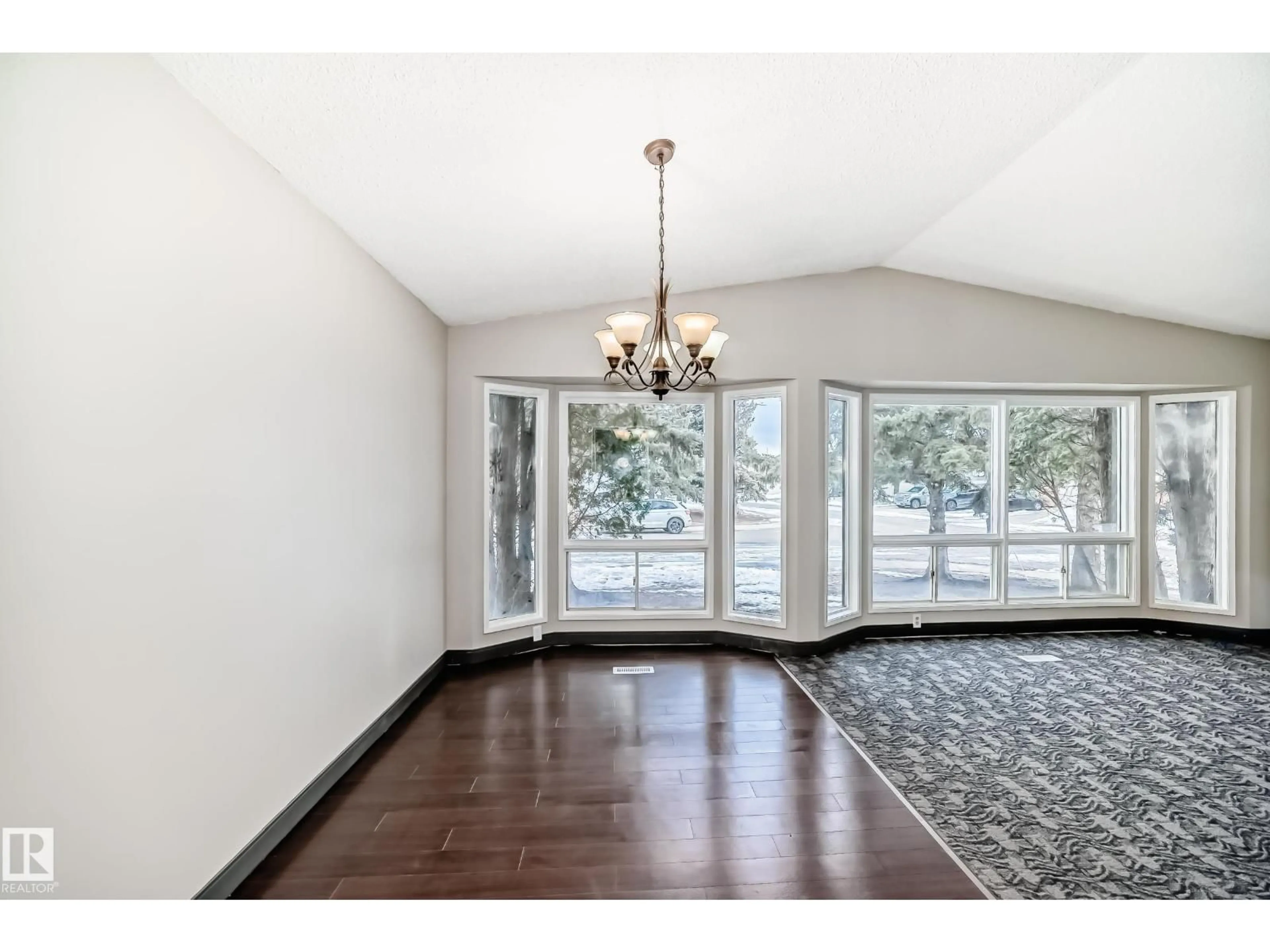 Unknown for 8516 190 ST, Edmonton Alberta T5T4Z9