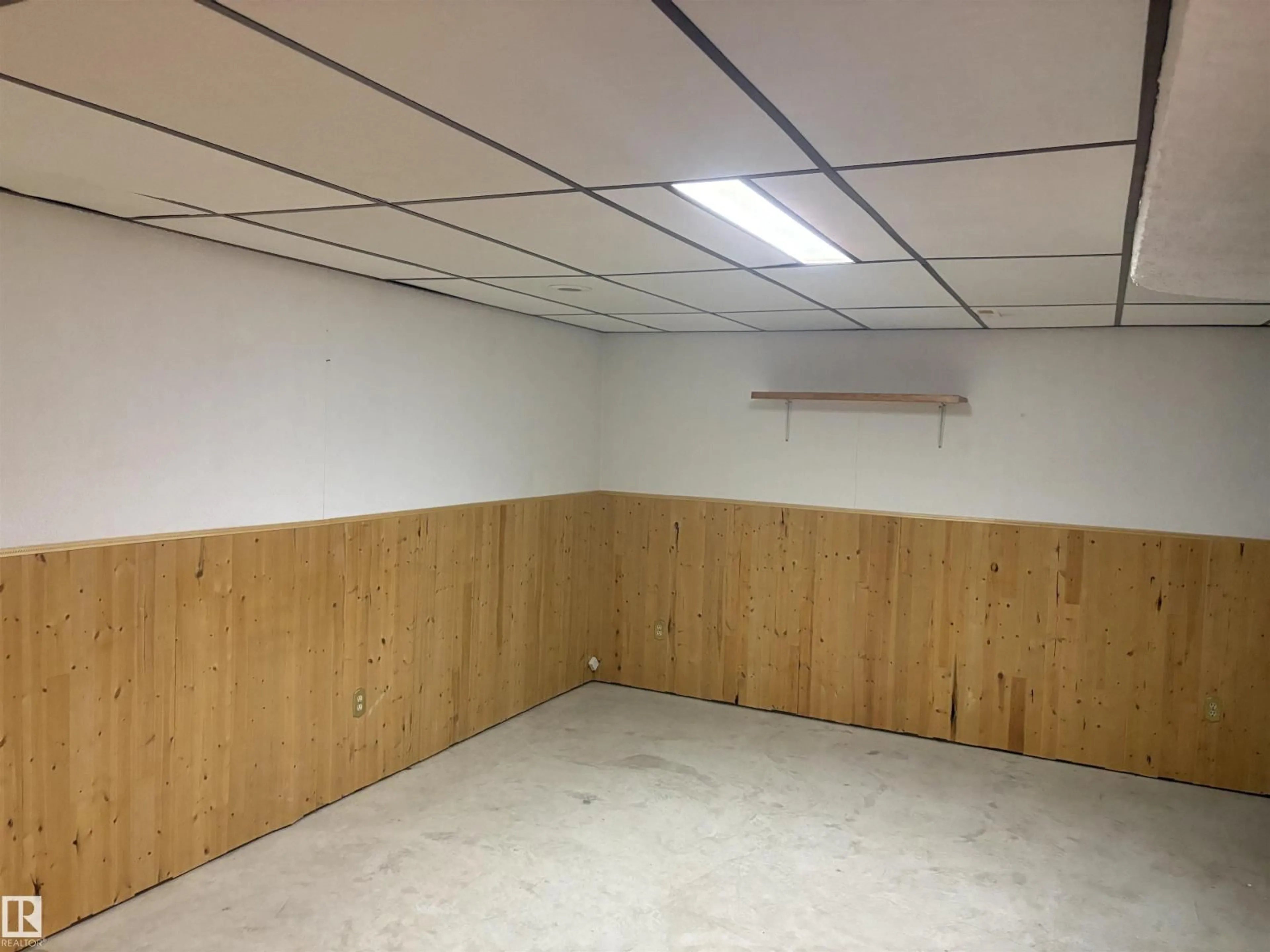 A pic of a room for NW - 13831 23 ST, Edmonton Alberta T5Y1C1