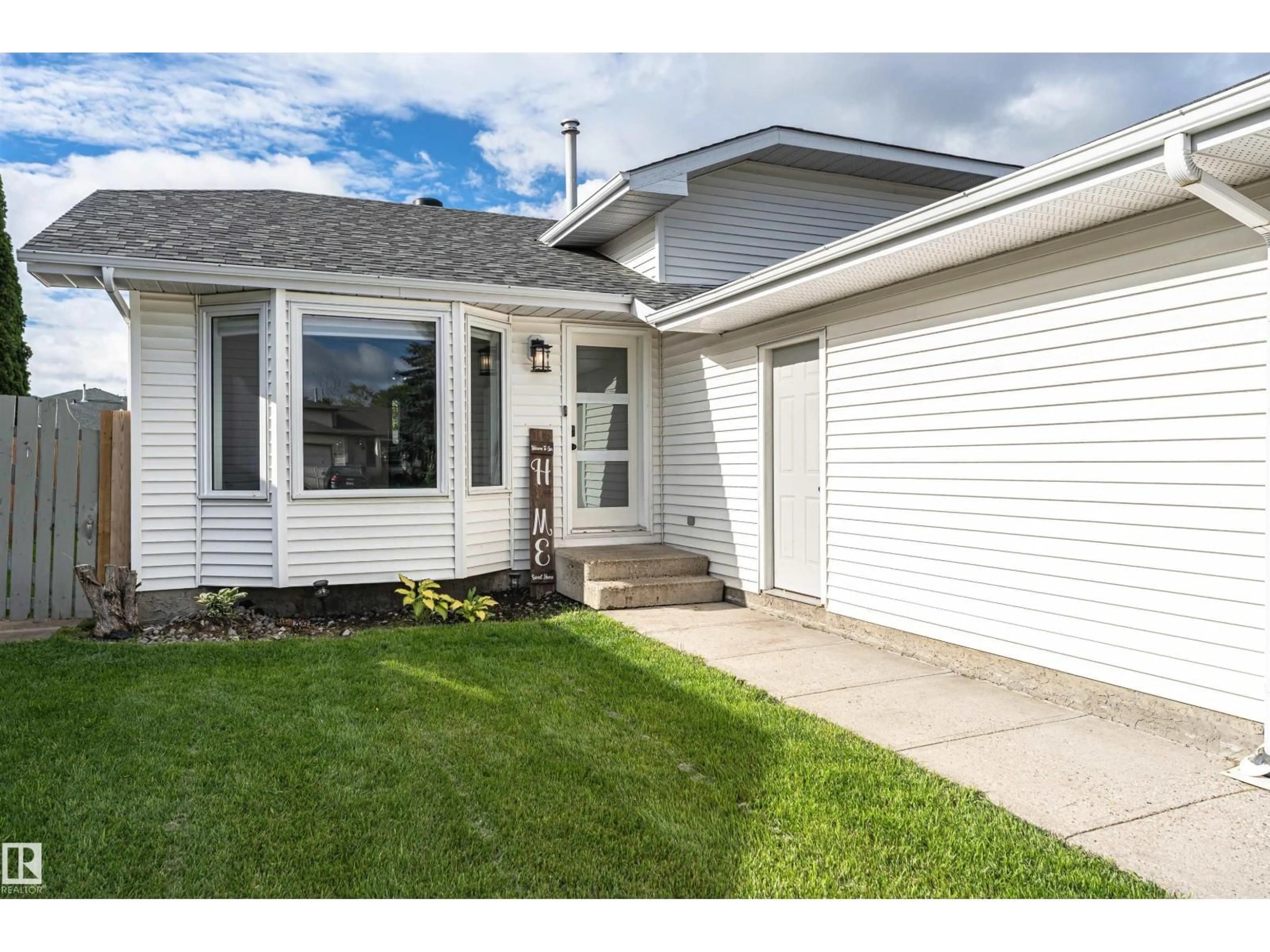 Home with vinyl exterior material, street for 4521 29 AV, Edmonton Alberta T6L4W6