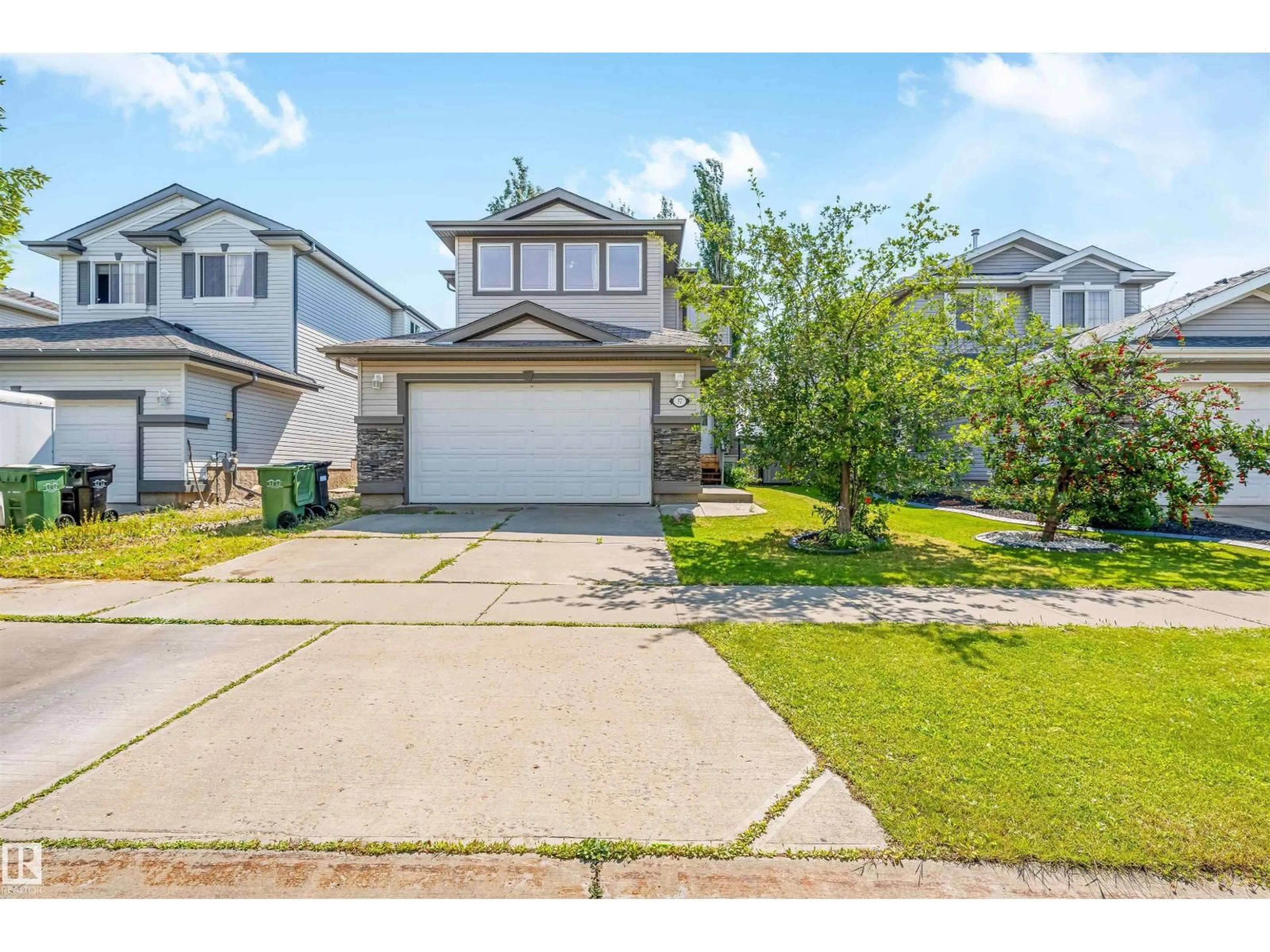 A pic from outside/outdoor area/front of a property/back of a property/a pic from drone, street for 37 BIRCHMONT CR, Leduc Alberta T9E8S5