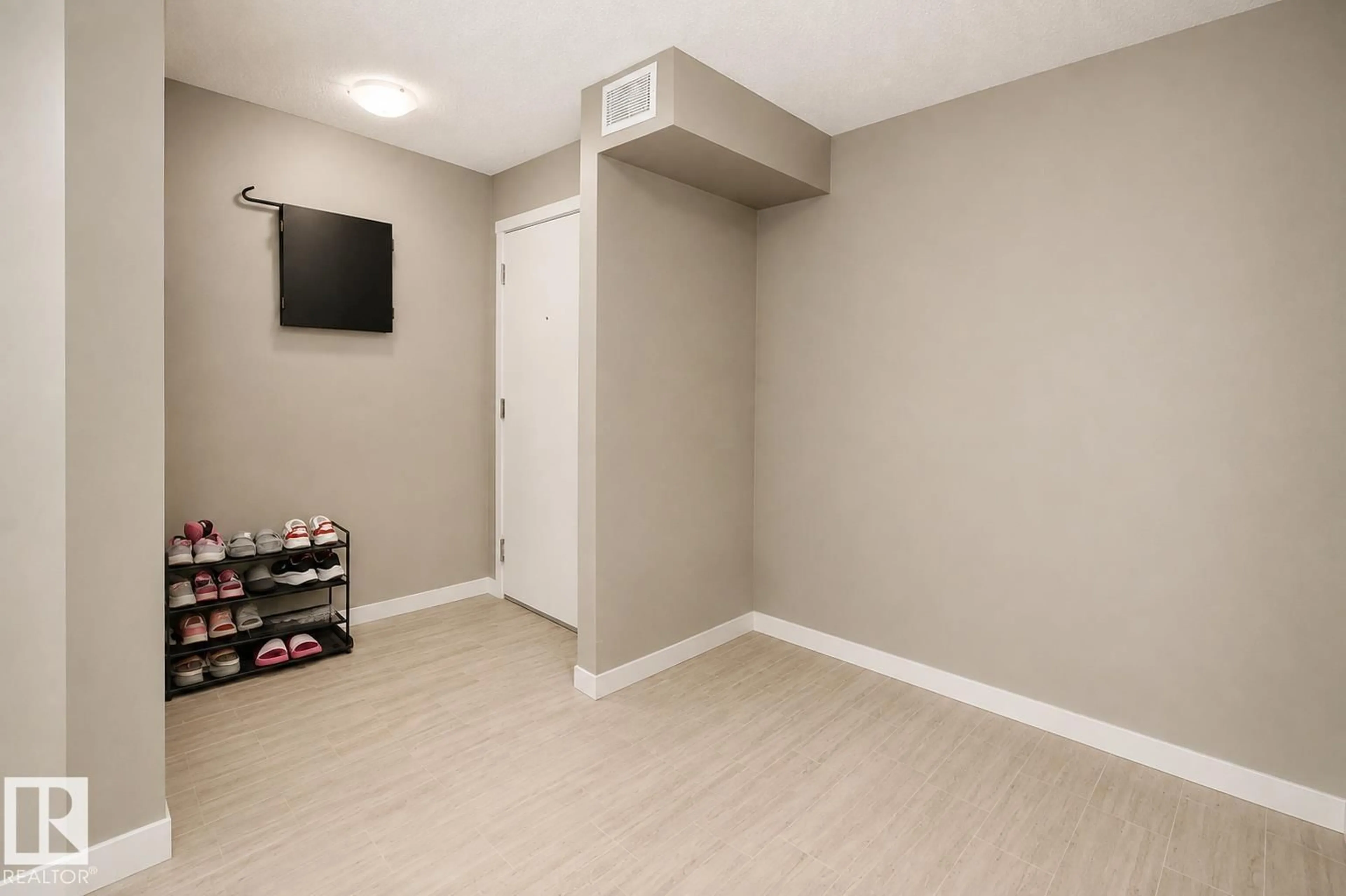 A pic of a room for 3315 - 236 JAMES MOWATT TR, Edmonton Alberta T6W3L9