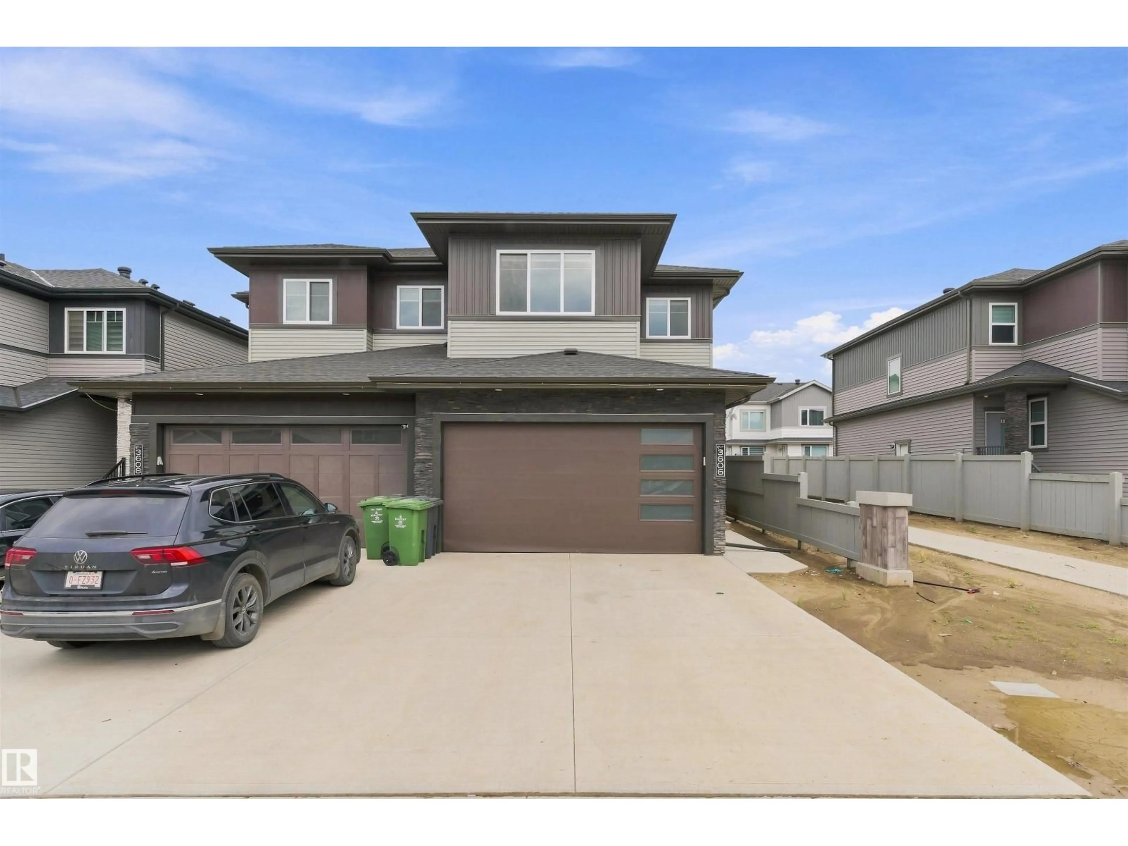 A pic from outside/outdoor area/front of a property/back of a property/a pic from drone, street for 3606 41 AVE, Beaumont Alberta T4X3H3