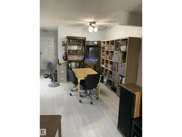 #302 - 10421 93 ST, Edmonton 3