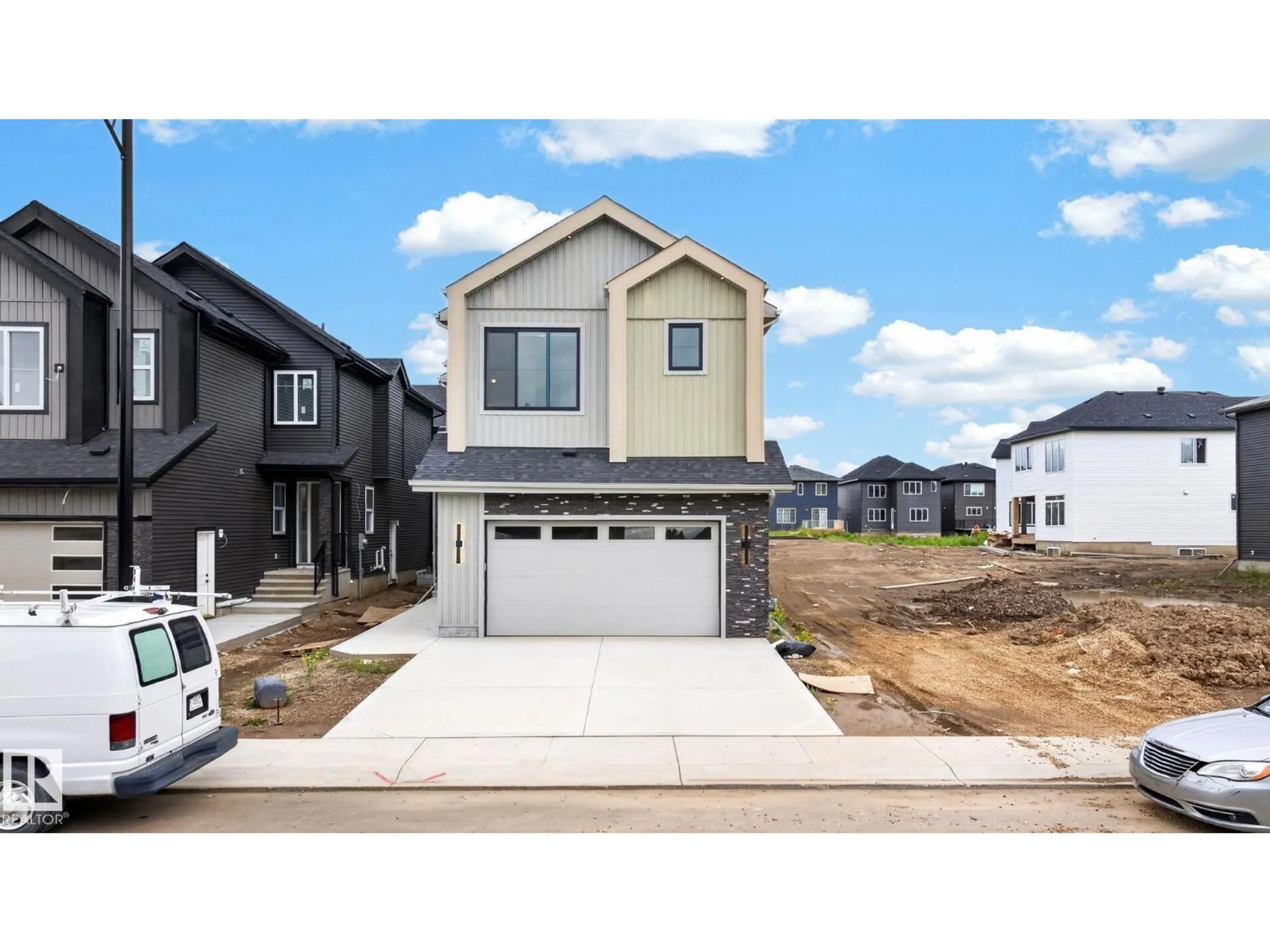 Home with vinyl exterior material, street for 8790 MAYDAY LN, Edmonton Alberta T6X3G1
