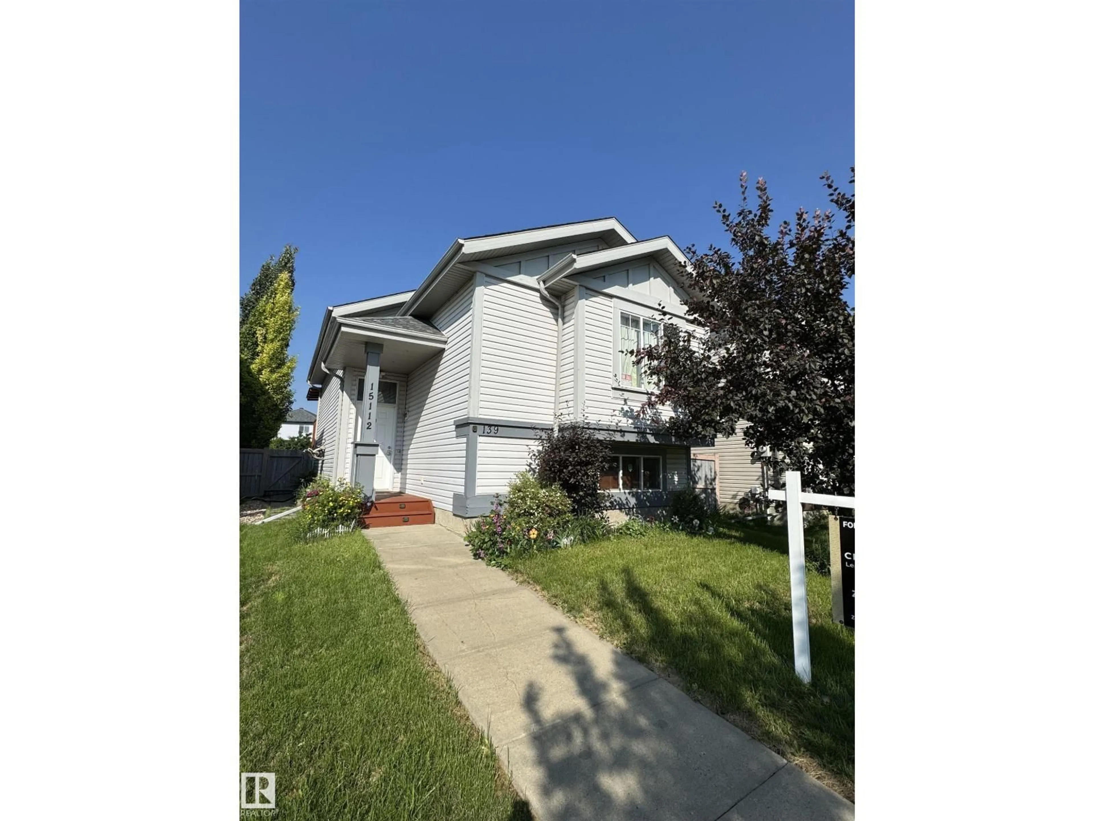 Home with vinyl exterior material, street for NW - 15112 139 ST, Edmonton Alberta T6V1T7