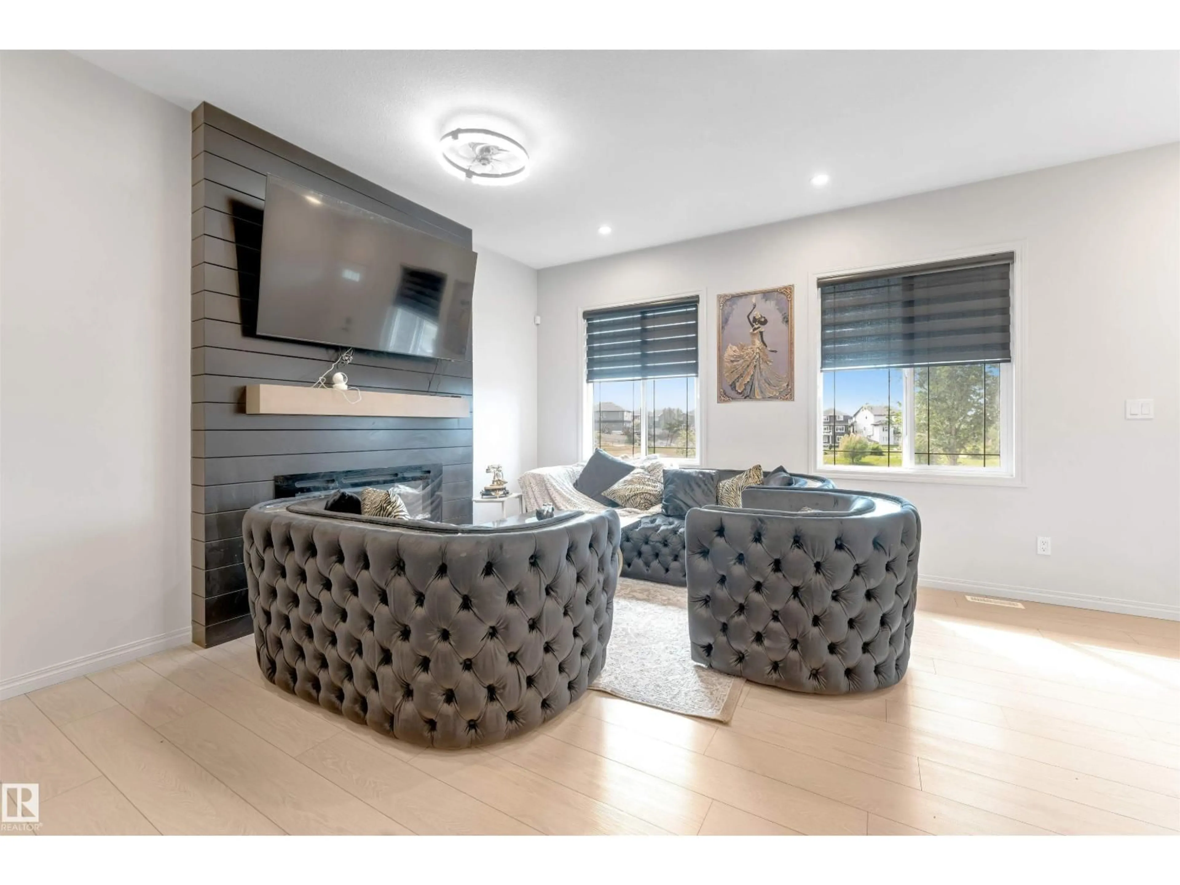 Living room with furniture, unknown for 1263 WATT DR, Edmonton Alberta T6L6T5