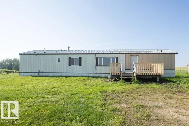 26417 TWP RD 582, Rural Westlock County 2