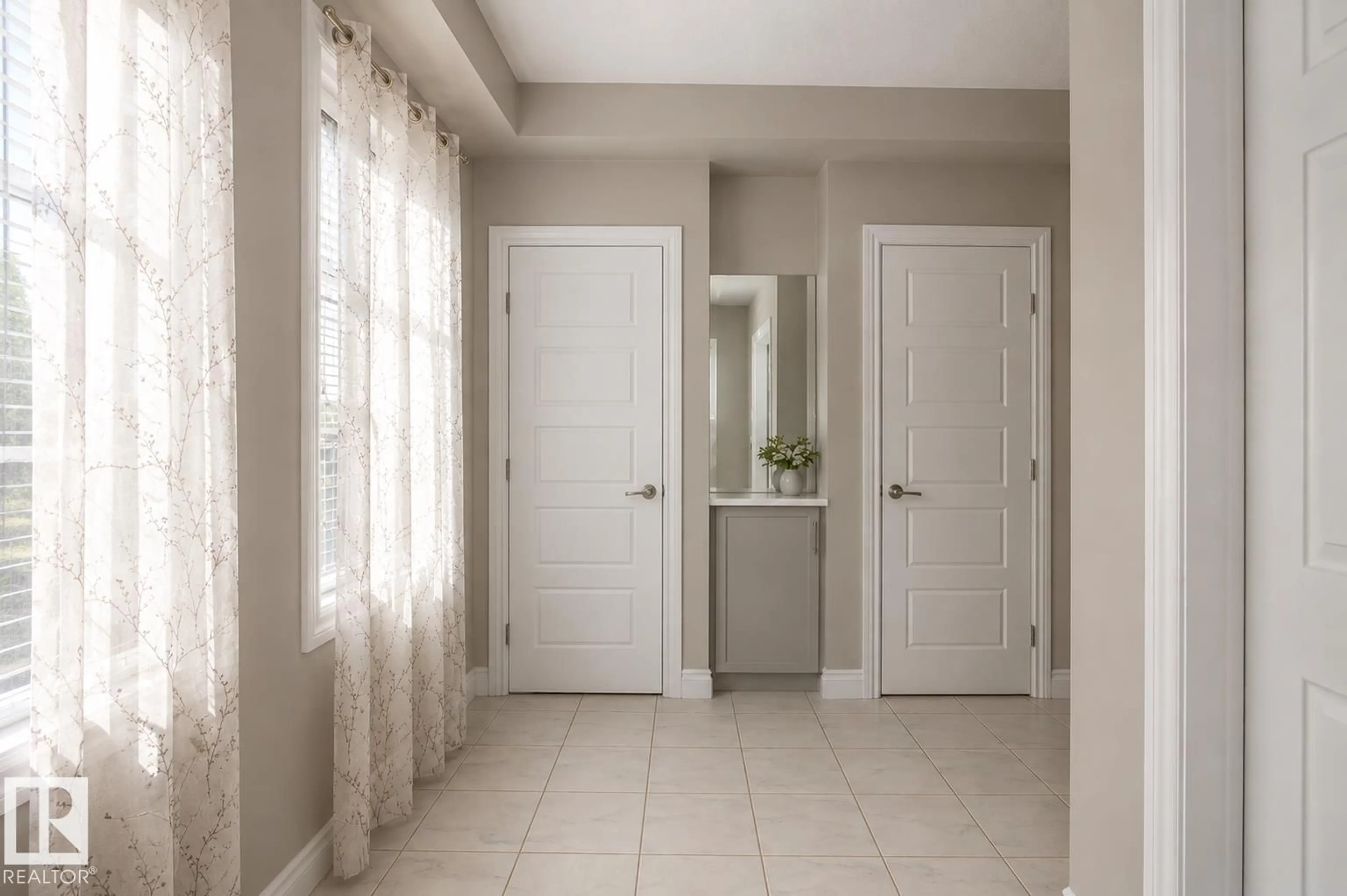 Indoor entryway for 7274 MORGAN RD, Edmonton Alberta T5E6V7