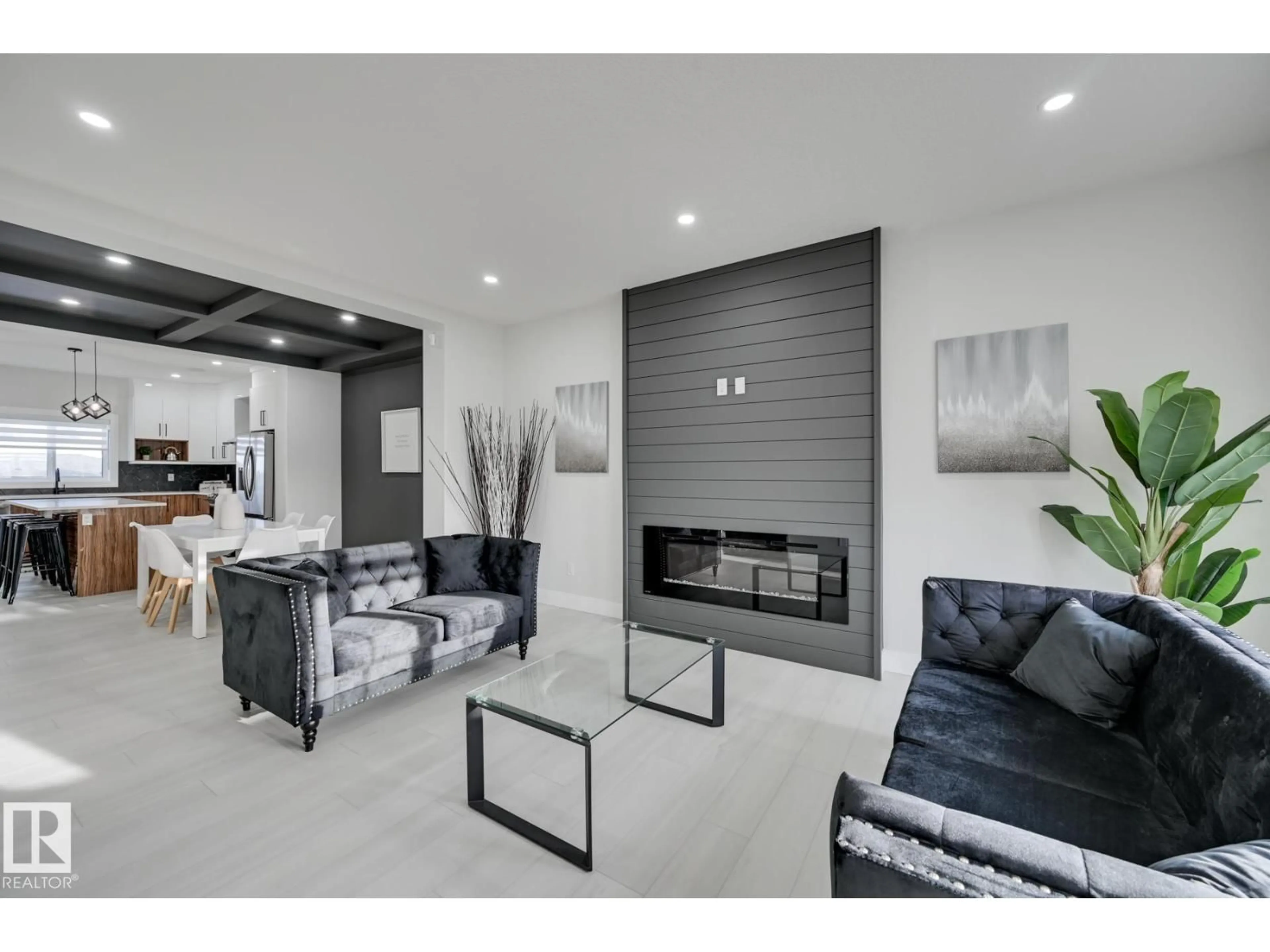 Living room with furniture, unknown for 51 CLICHY CL, St. Albert Alberta T8T2E4