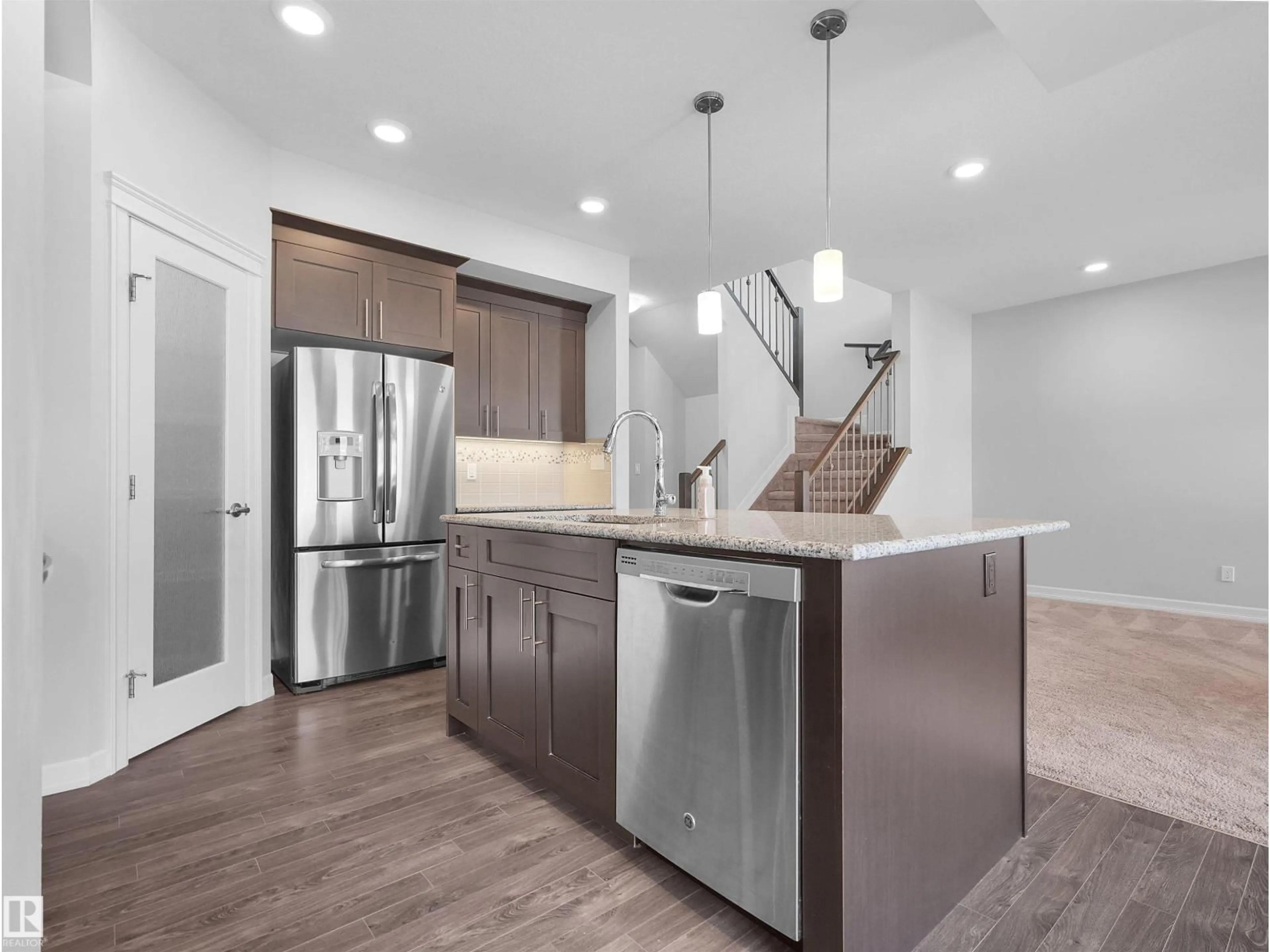 Open concept kitchen, unknown for 428 SIMPKINS LI, Leduc Alberta T9E1B3