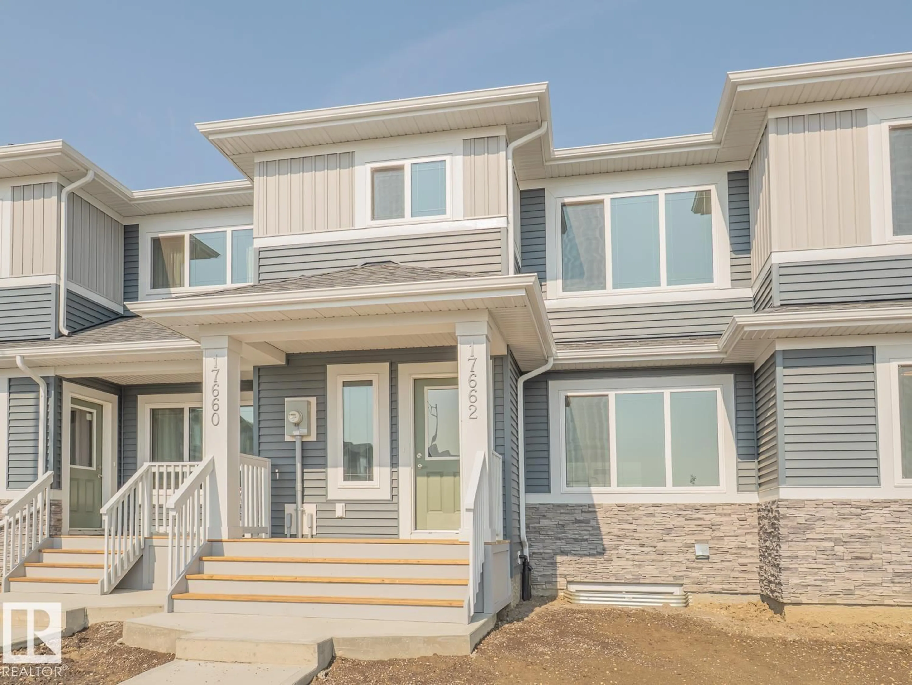 Home with vinyl exterior material, unknown for NW - 17662 69A ST, Edmonton Alberta T5Z0X8