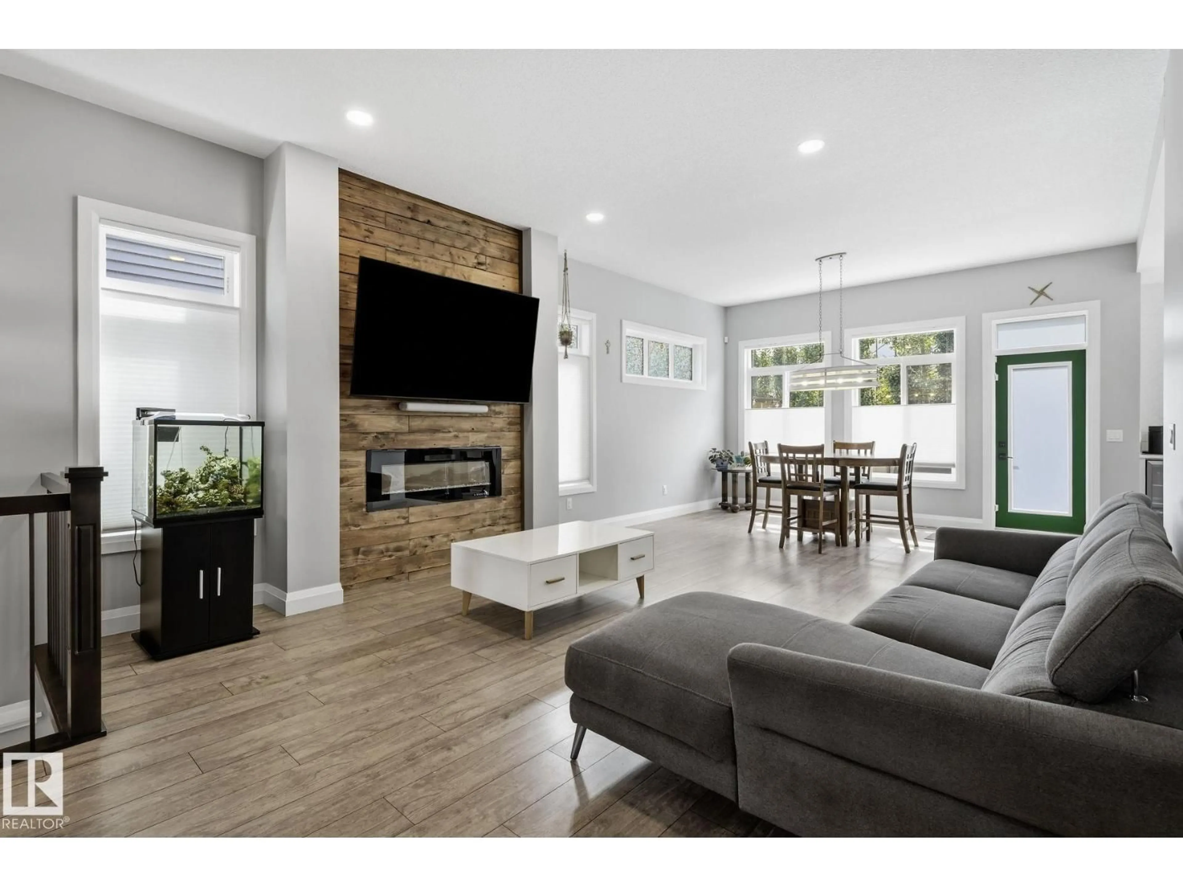 Living room with furniture, unknown for 17 KINGSBURY CI, Spruce Grove Alberta T7X0C9