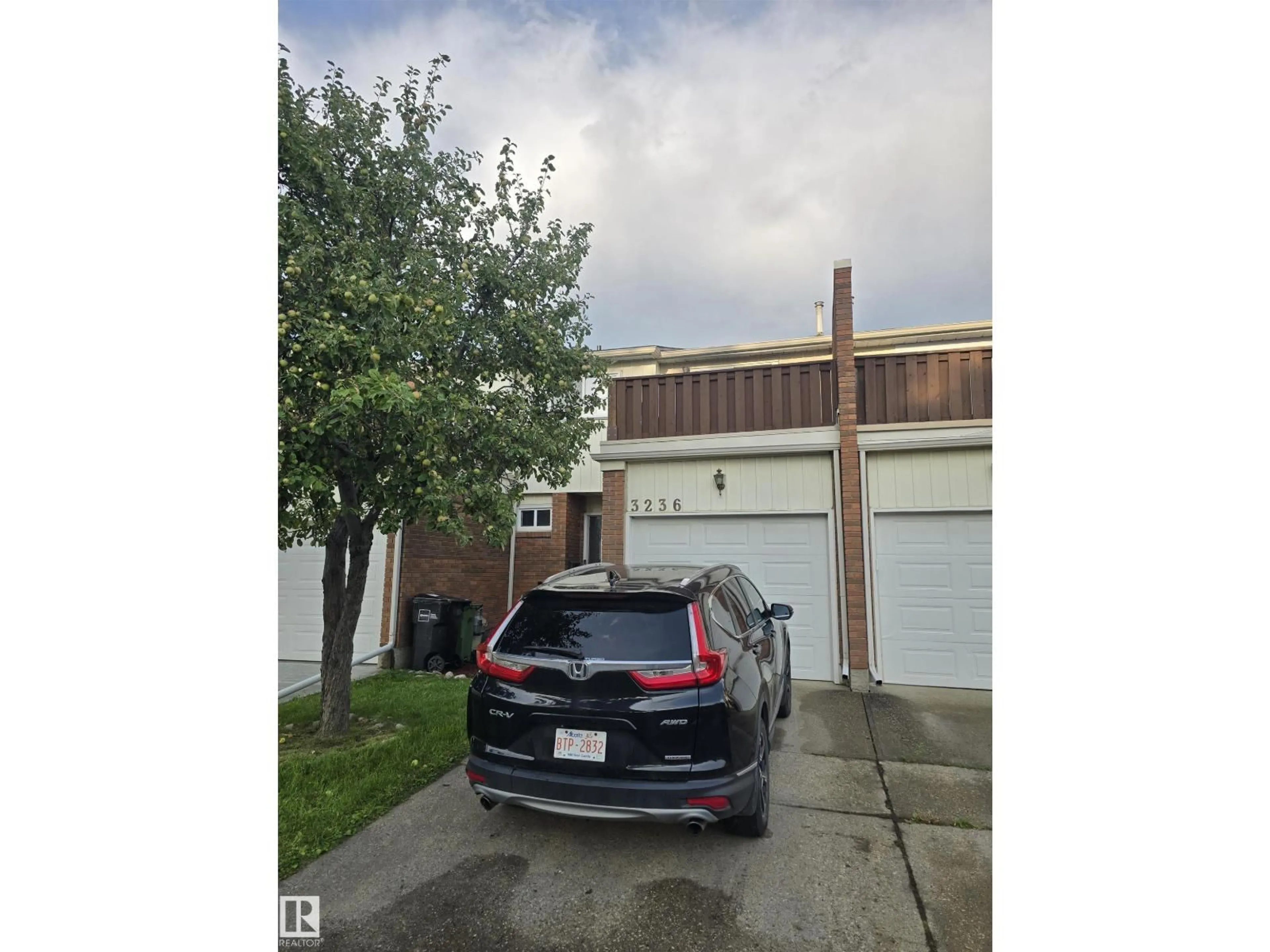 Unknown for NW - 3236 130A AV, Edmonton Alberta T5A3K3