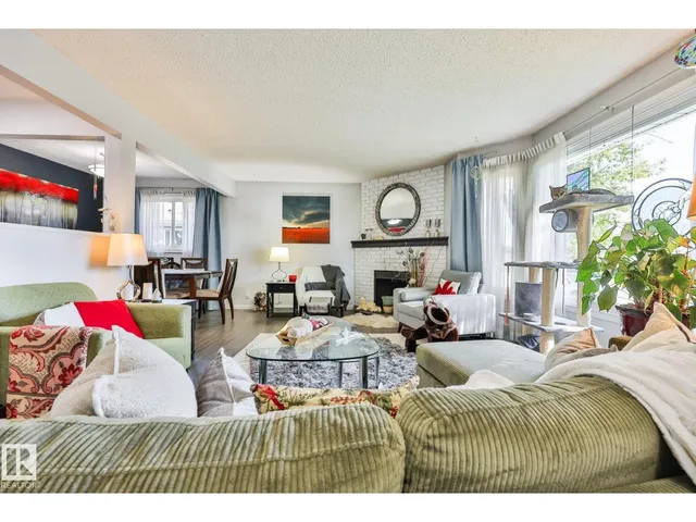 NW - 8932 187 ST, Edmonton 5