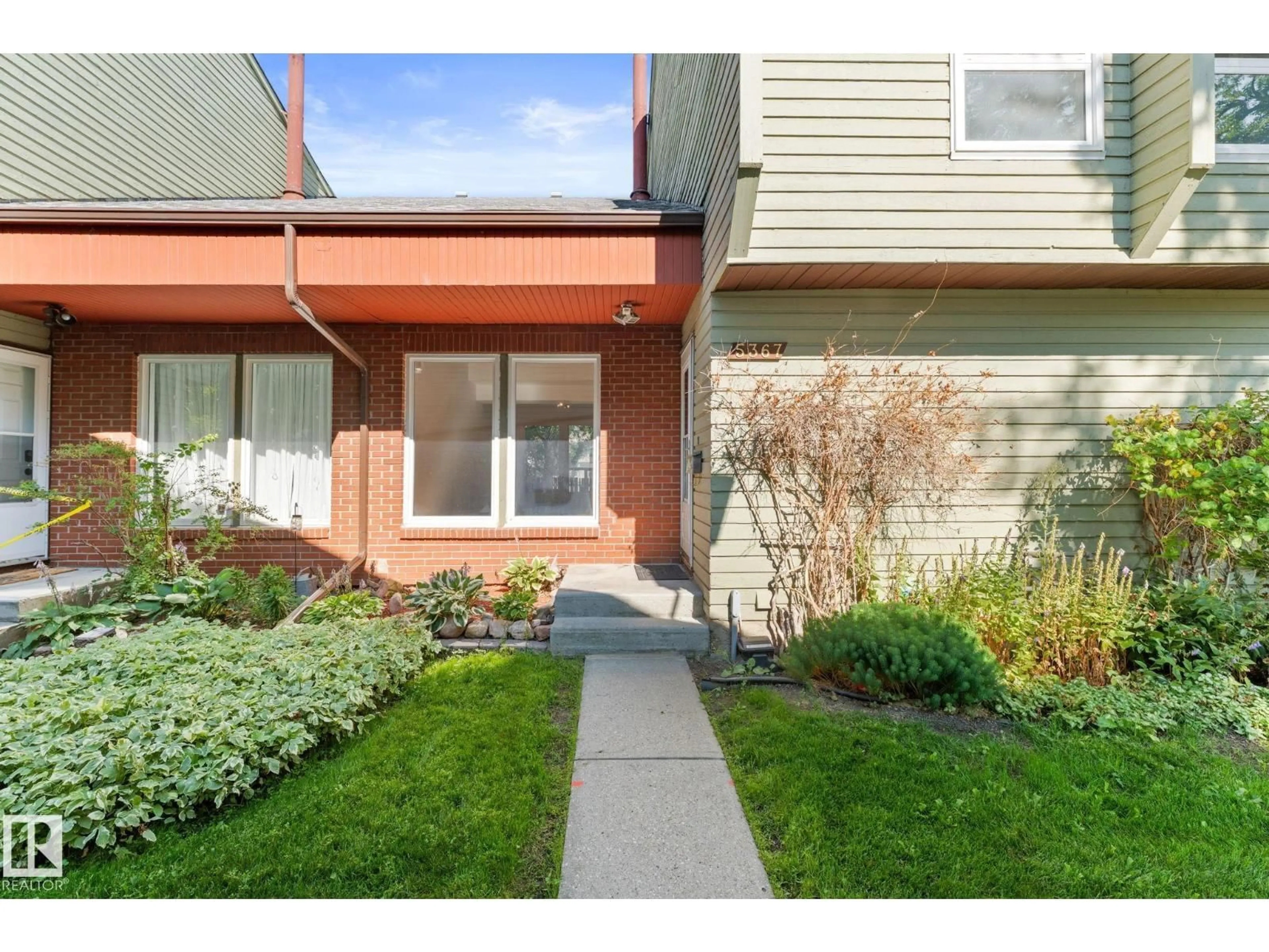 Unknown for 5367 HILL VIEW CR, Edmonton Alberta T6L1V9