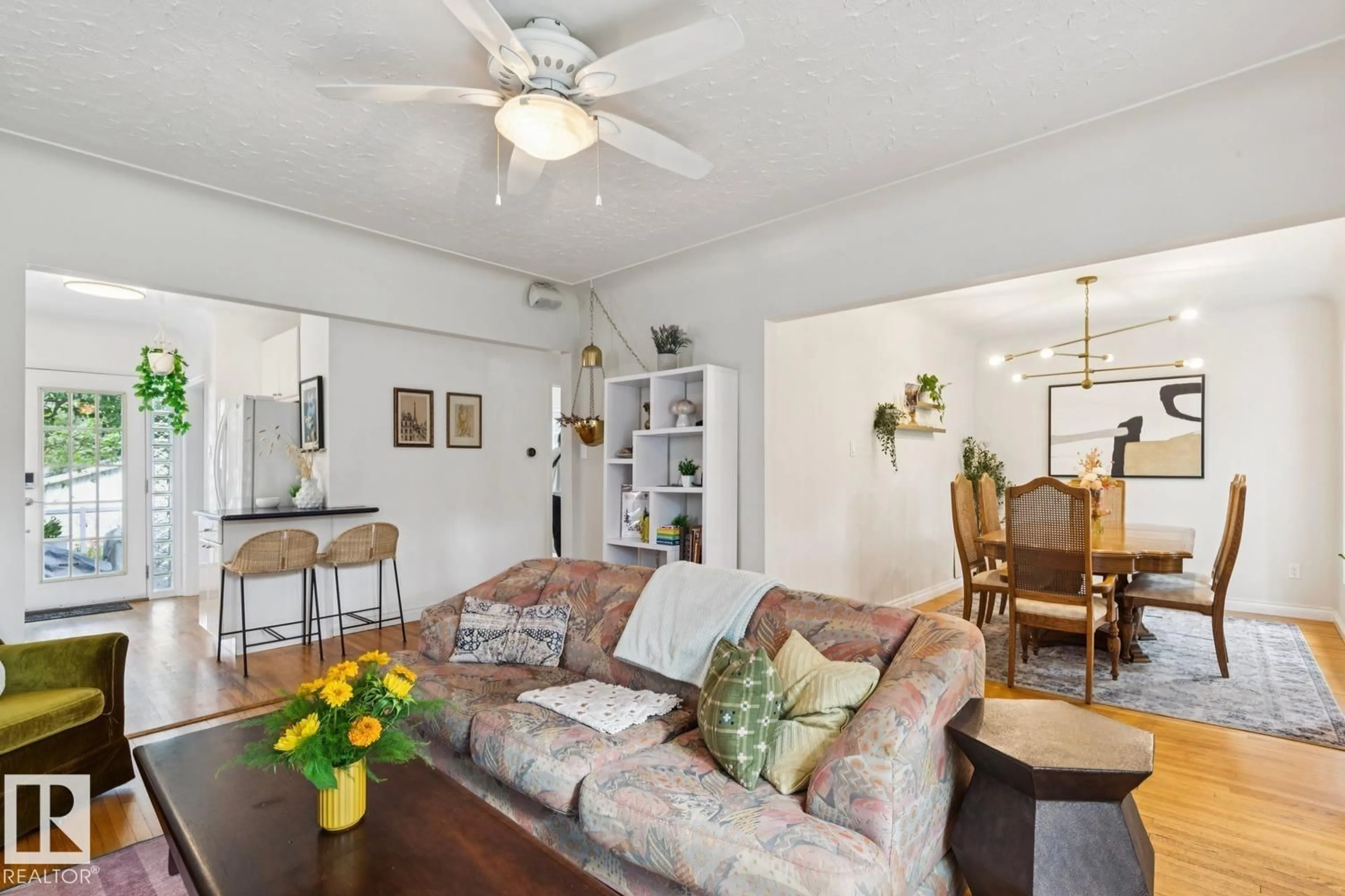 Living room with furniture, unknown for 9732 95 ST, Edmonton Alberta T6C3X7