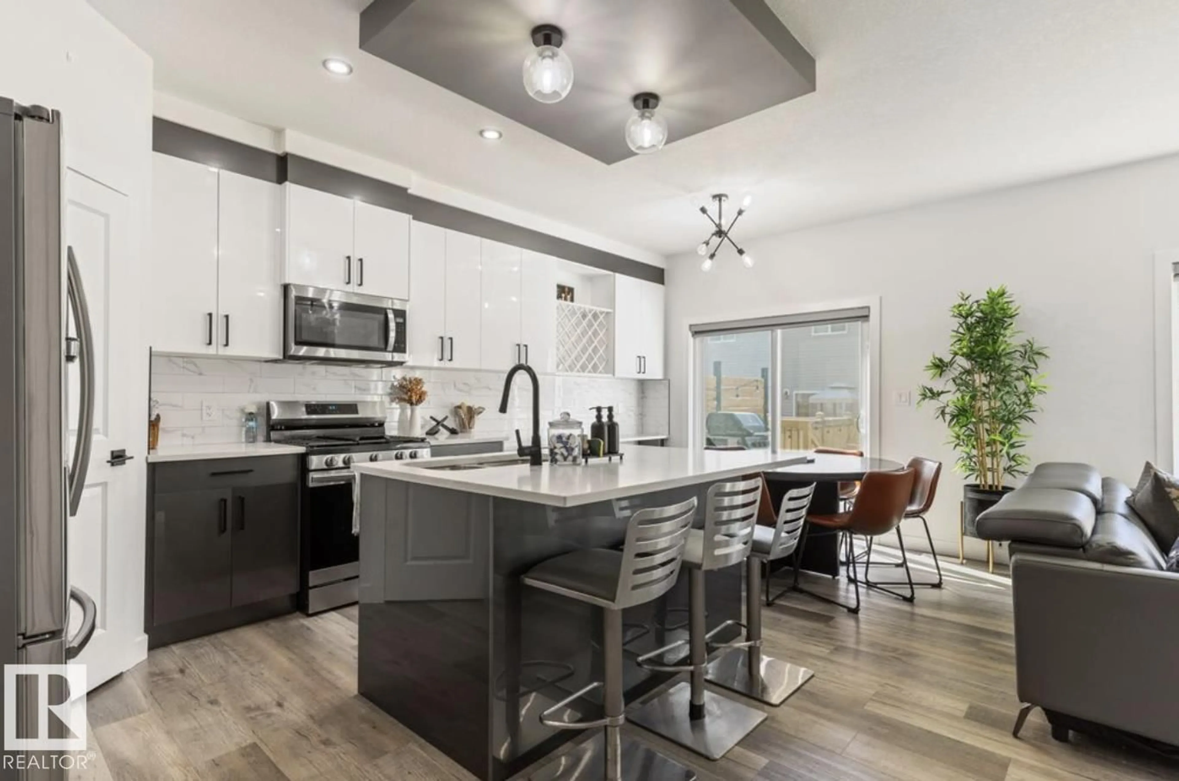 Open concept kitchen, ceramic/tile floor for 19703 29 AVENUE AVENUE, Edmonton Alberta T6M1M2