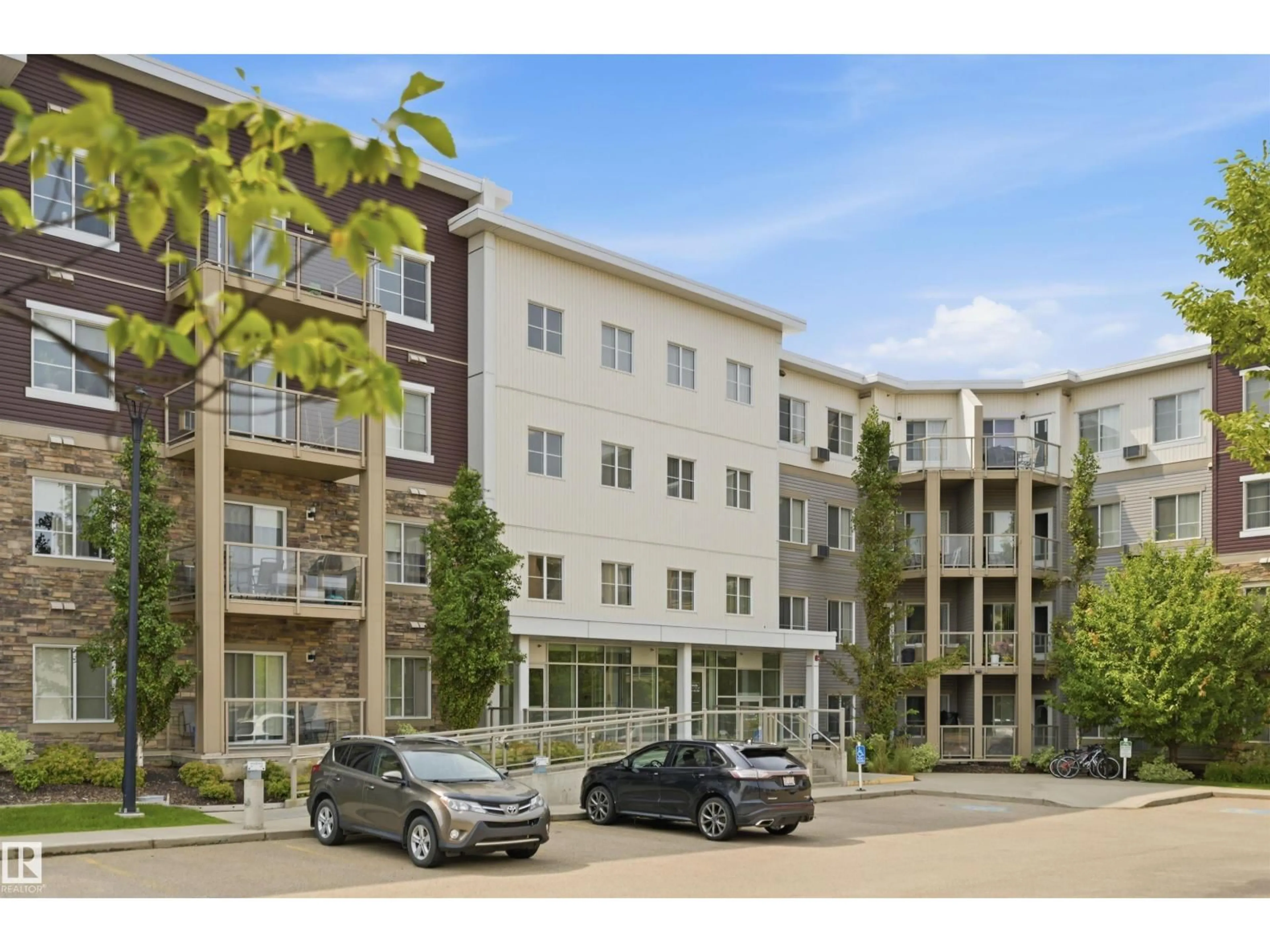 Unknown for 812 - 117 WELSH DR, Edmonton Alberta T6X1Y7