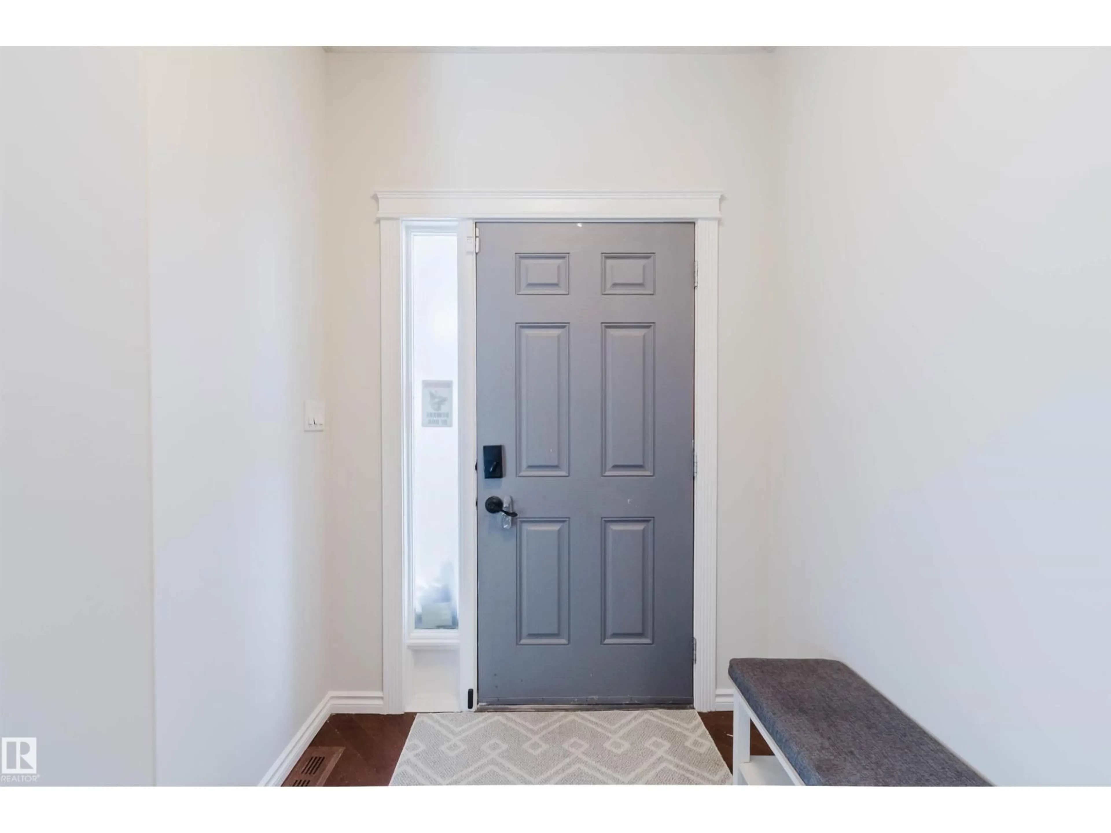 Indoor entryway for NW - 5623 206 ST, Edmonton Alberta T6M0B6