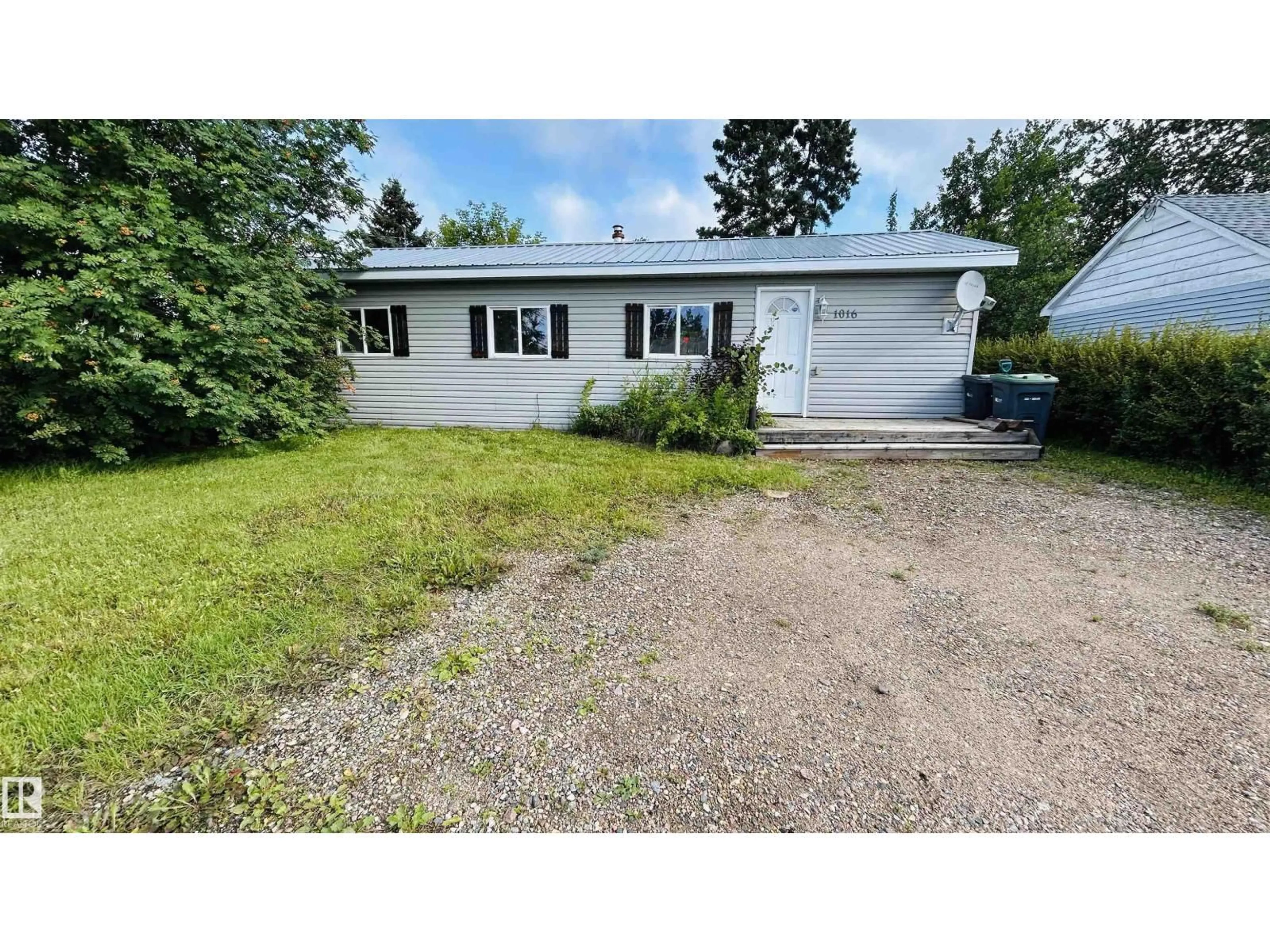 Shed for 1016 16 AV, Cold Lake Alberta T9M1L6