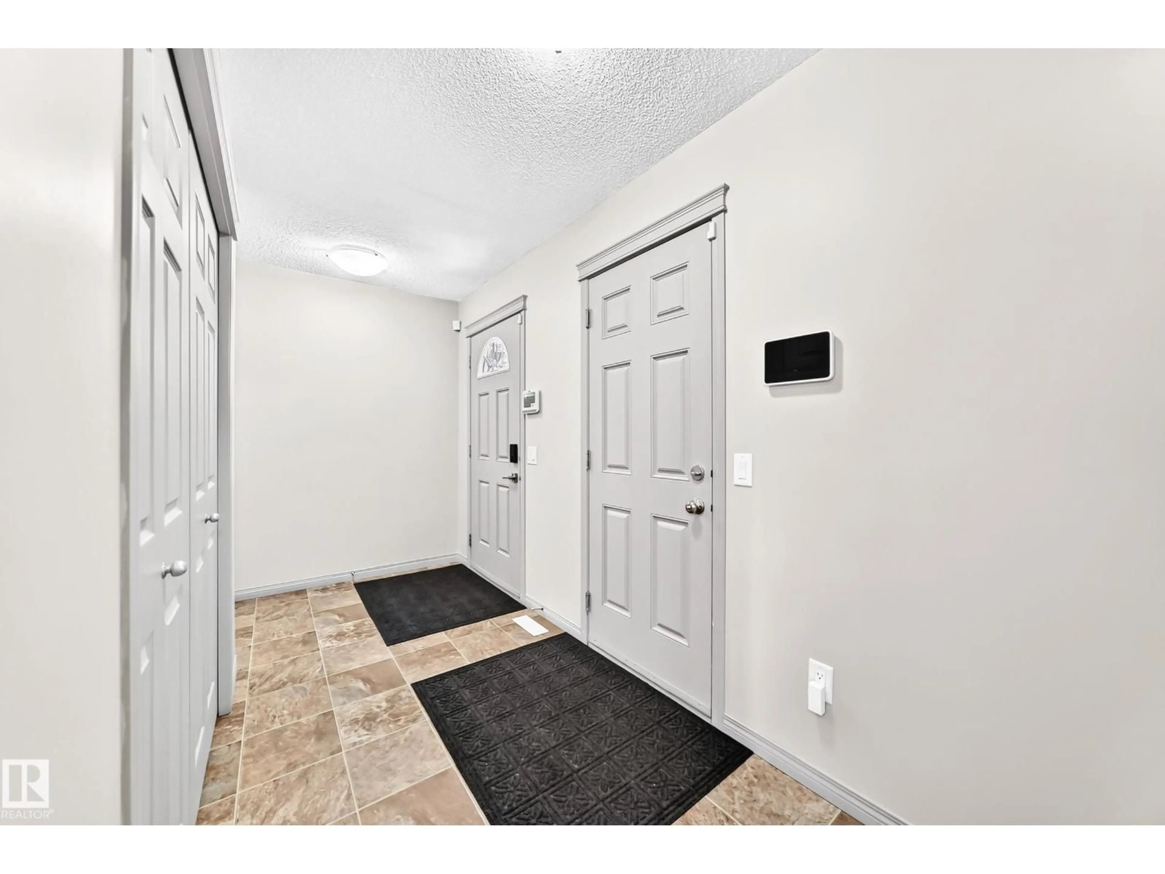 Indoor entryway for 8314 180A AV, Edmonton Alberta T5Z0H8