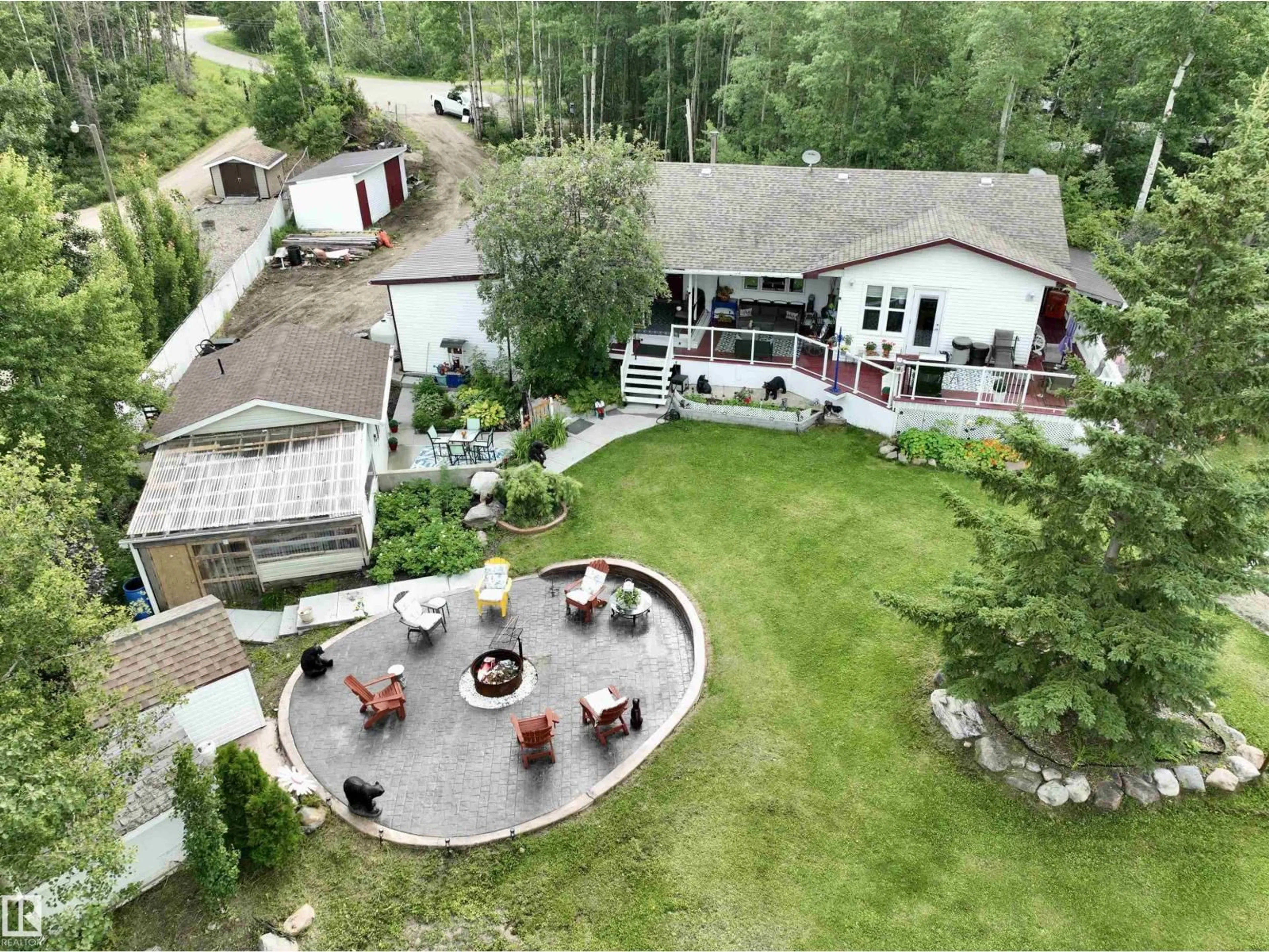 A pic from outside/outdoor area/front of a property/back of a property/a pic from drone, mountain view for 59201 - 627 RR 95, Rural St. Paul County Alberta T0A3A0