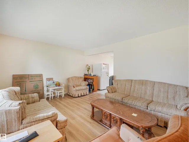6206 132 AV, Edmonton 5