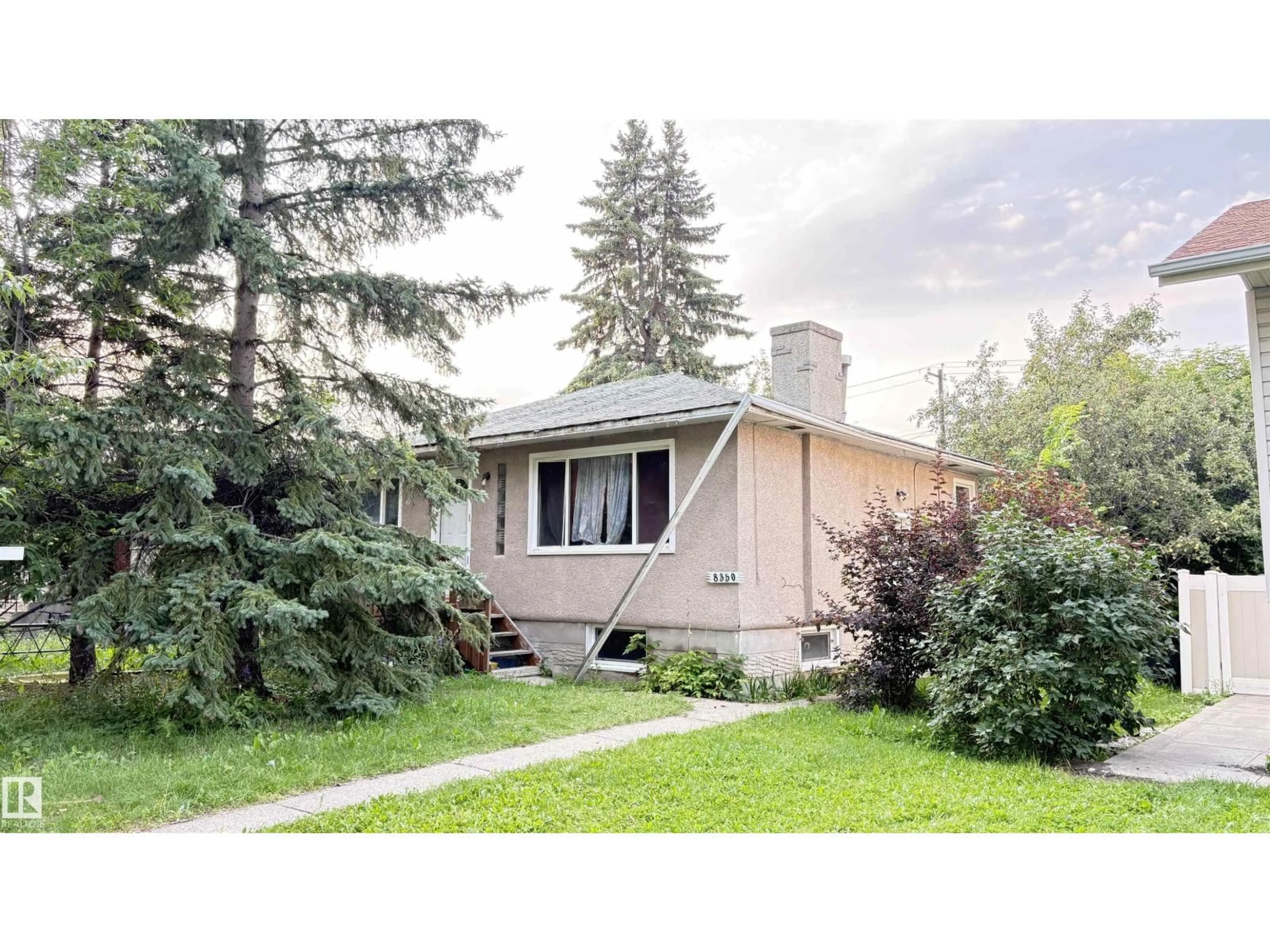 Unknown for 8350 81 AV, Edmonton Alberta T6C0W2