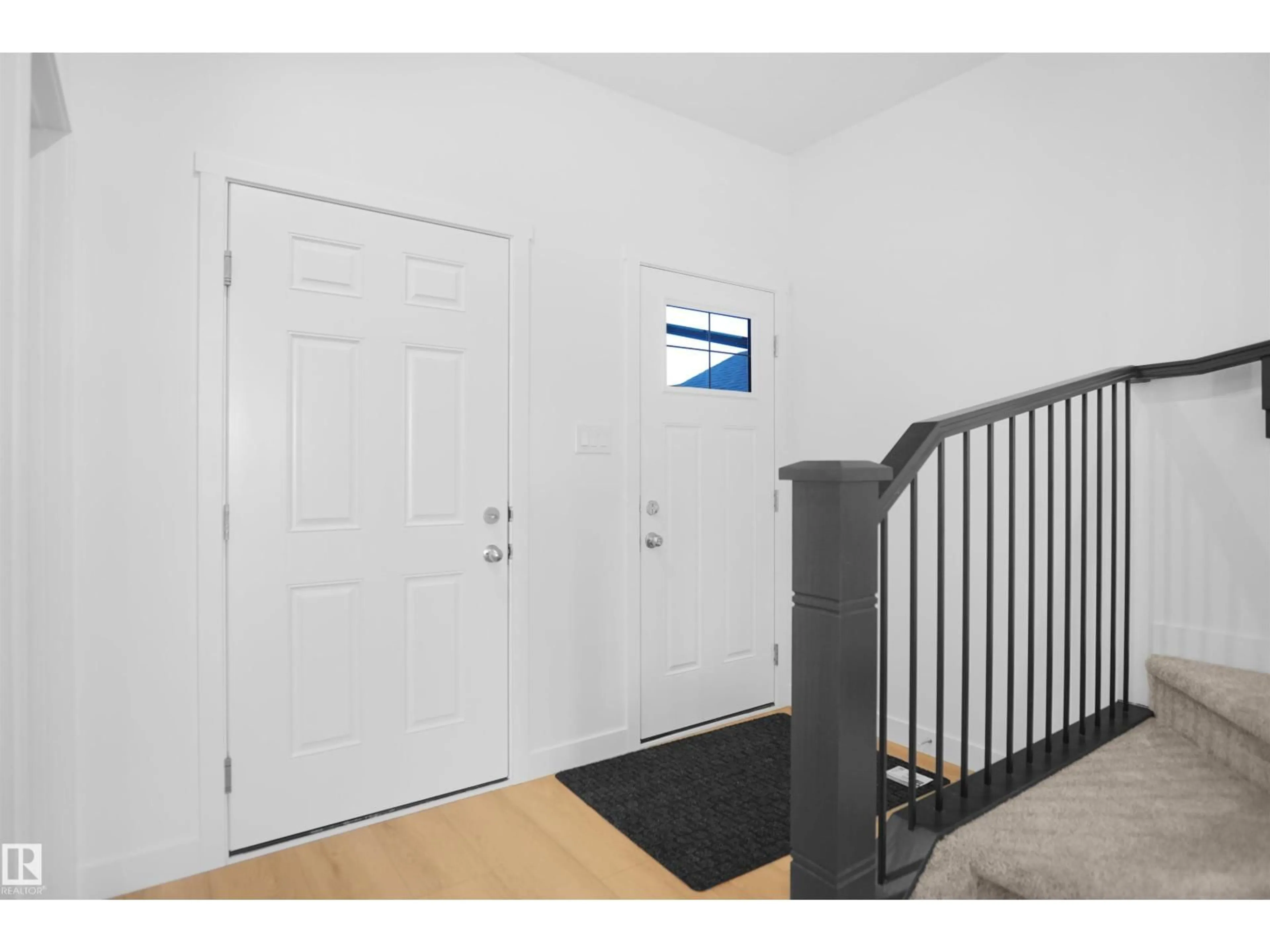 Indoor entryway for 581 ASHGROVE CI, Leduc Alberta T9E0K7