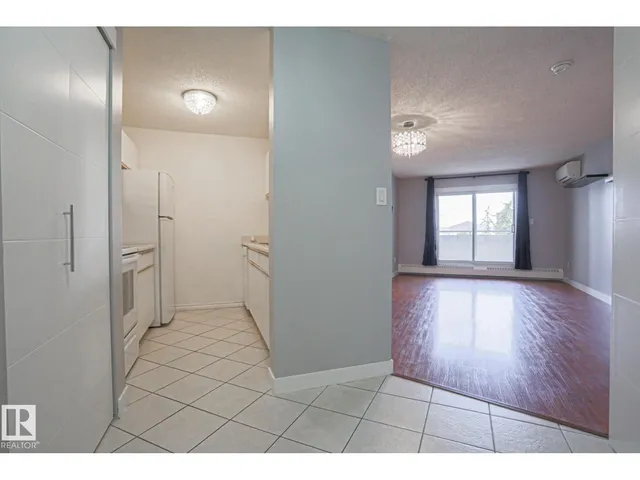 208 - 6710 158 AV, Edmonton 5
