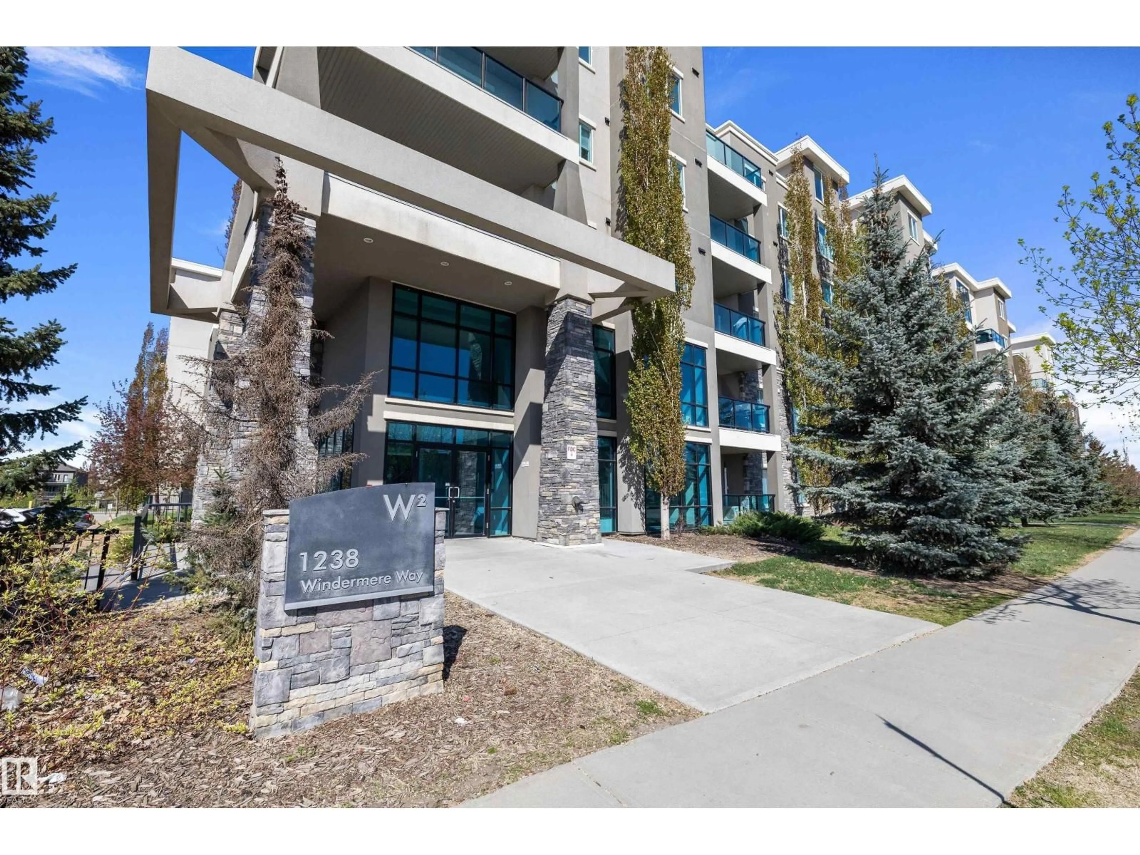 Indoor foyer for 505 - 1238 WINDERMERE WY, Edmonton Alberta T6W2J3