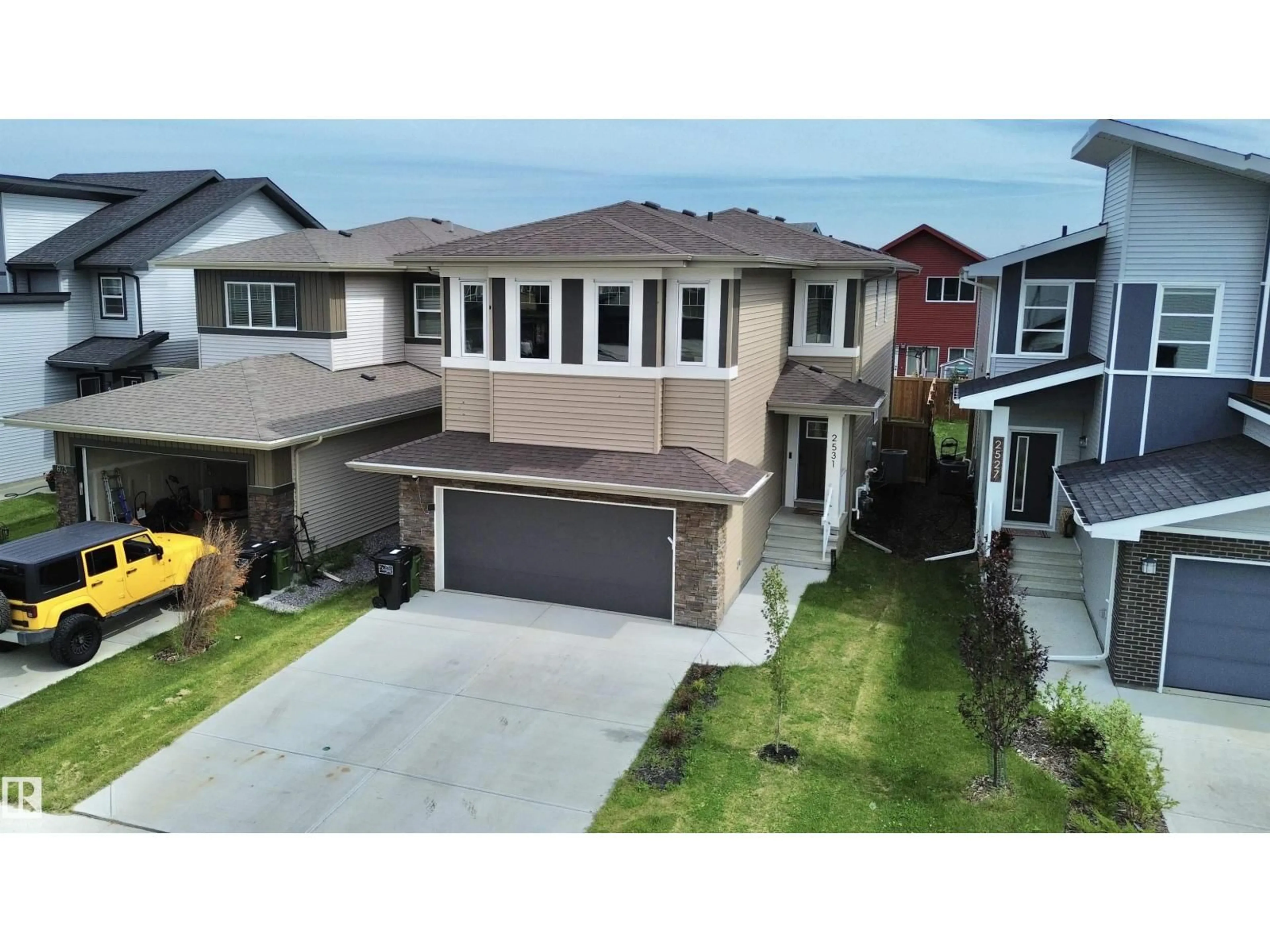 A pic from outside/outdoor area/front of a property/back of a property/a pic from drone, street for NW - 2531 194 ST, Edmonton Alberta T6M1P5