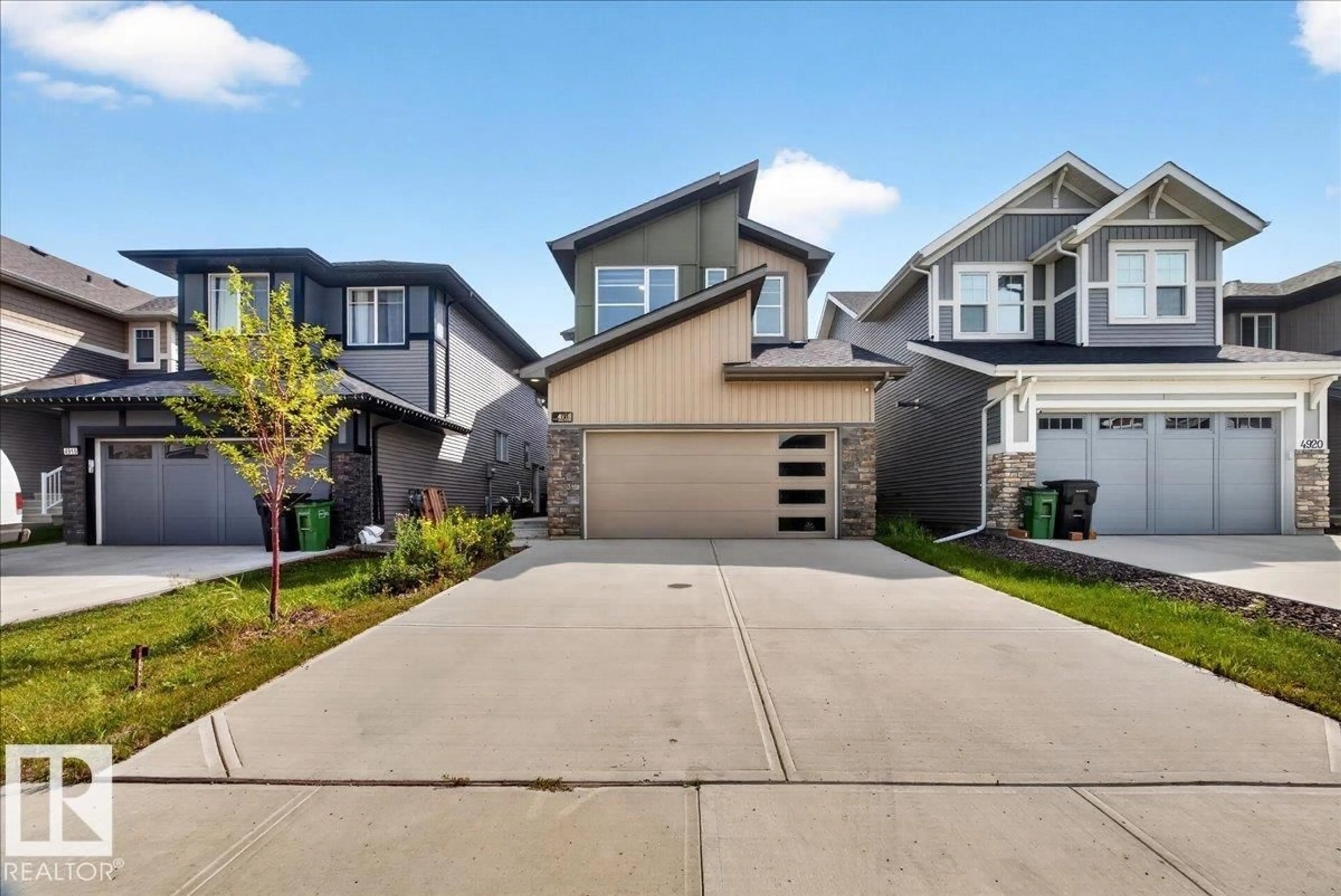 Unknown for 4918 KINNEY RD, Edmonton Alberta T6W5H1