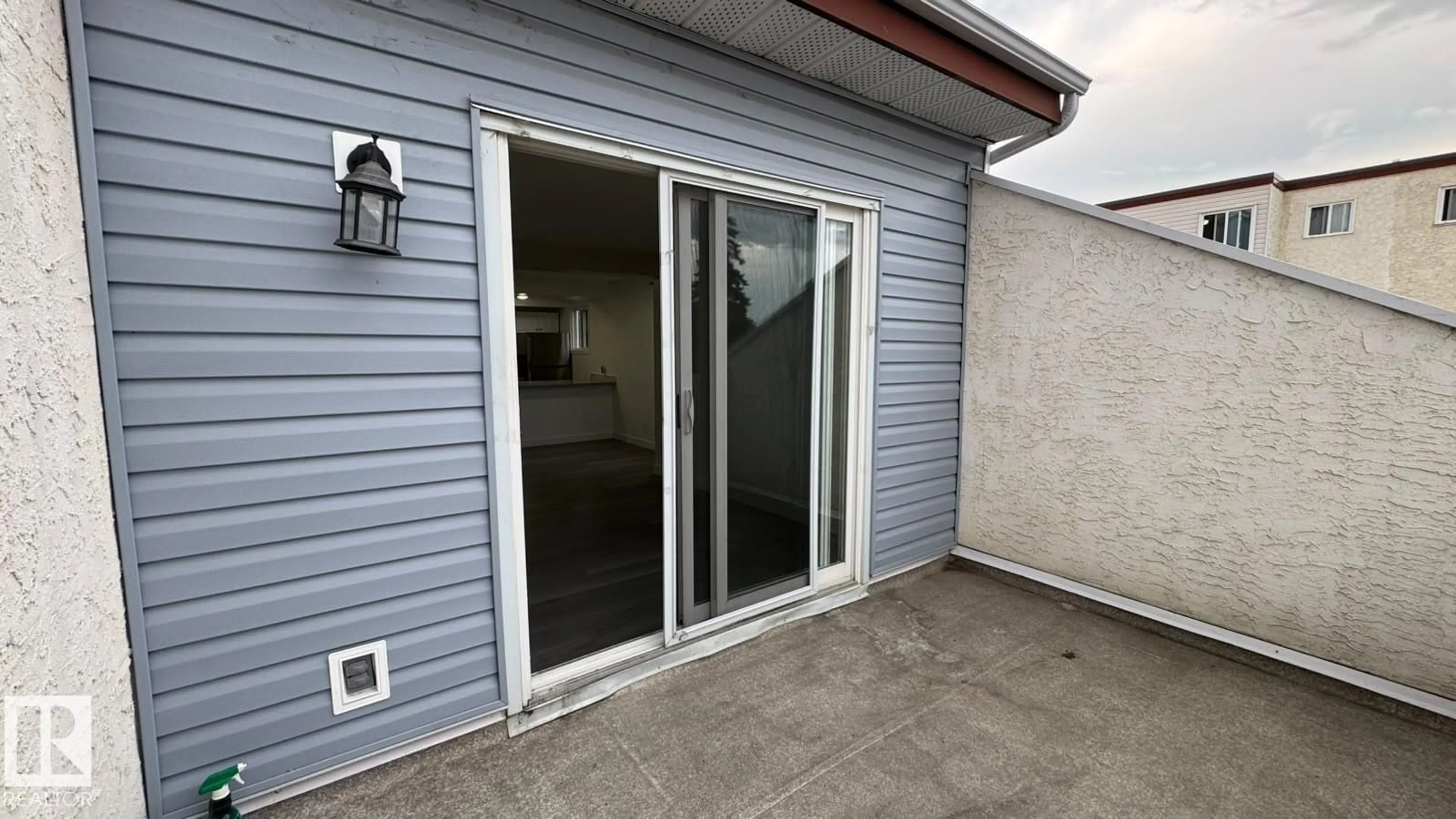 Patio, street for 41 LANCASTER TC, Edmonton Alberta T5X5S3
